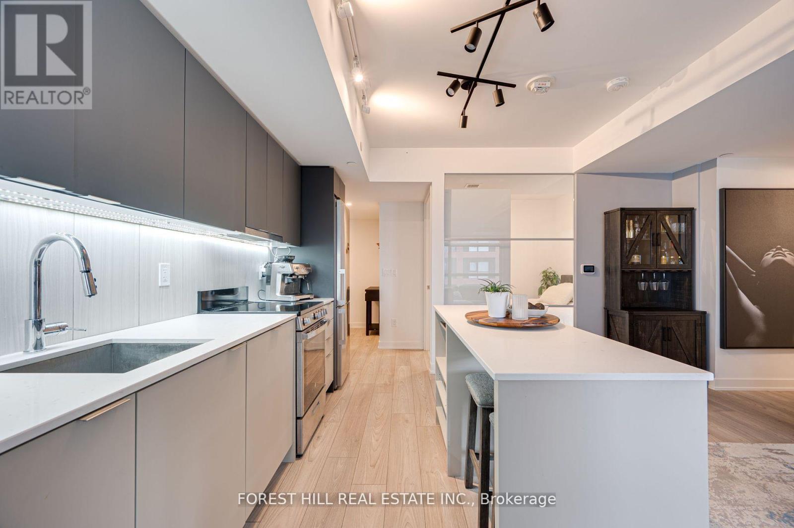 411 - 8 Tippett Road, Toronto, Ontario  M3H 0E7 - Photo 6 - C12071935