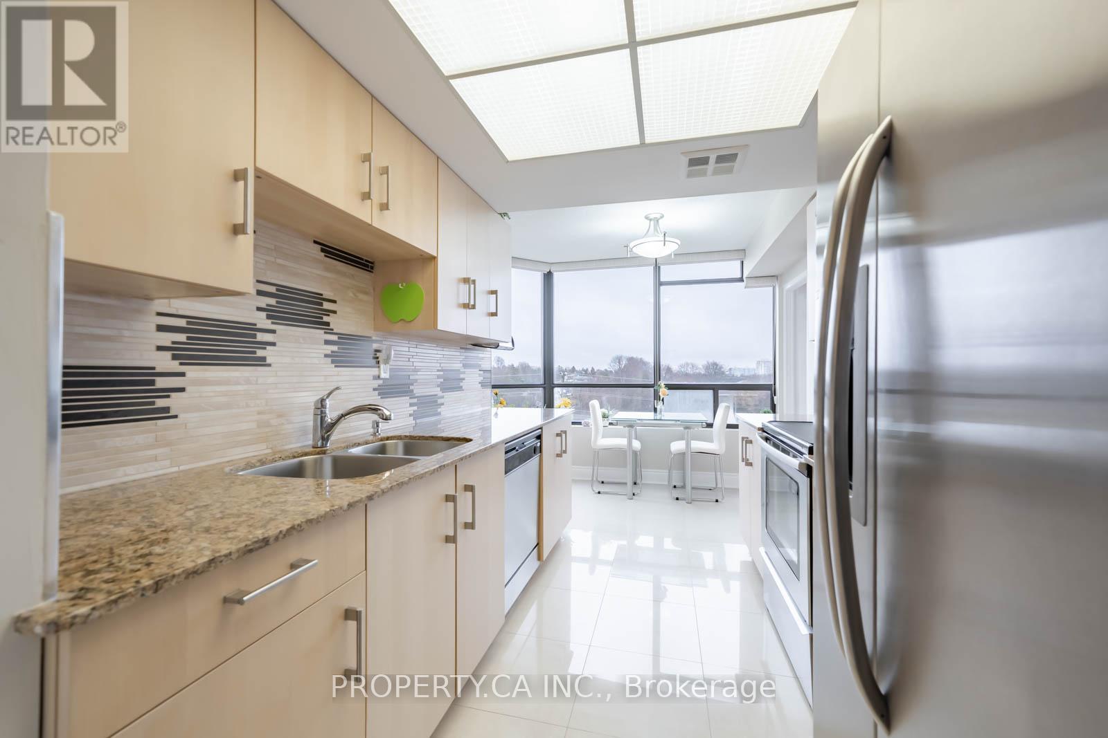 605 - 7460 Bathurst Street, Vaughan, Ontario  L4J 7K9 - Photo 15 - N12071305
