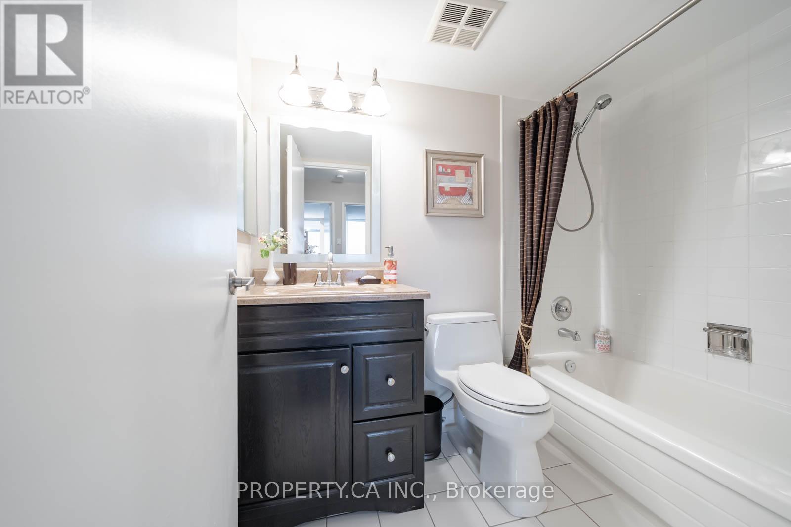 605 - 7460 Bathurst Street, Vaughan, Ontario  L4J 7K9 - Photo 34 - N12071305