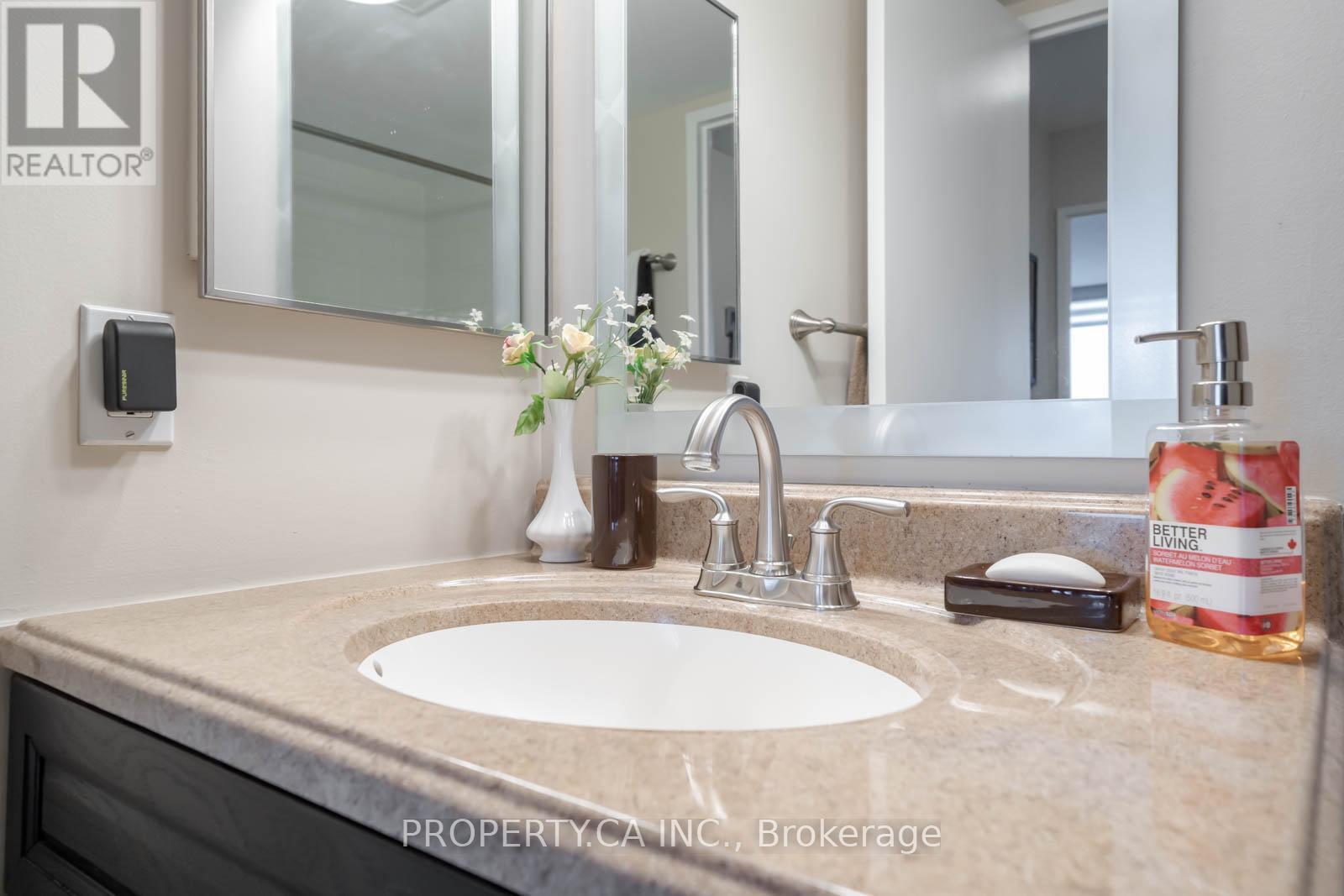 605 - 7460 Bathurst Street, Vaughan, Ontario  L4J 7K9 - Photo 35 - N12071305