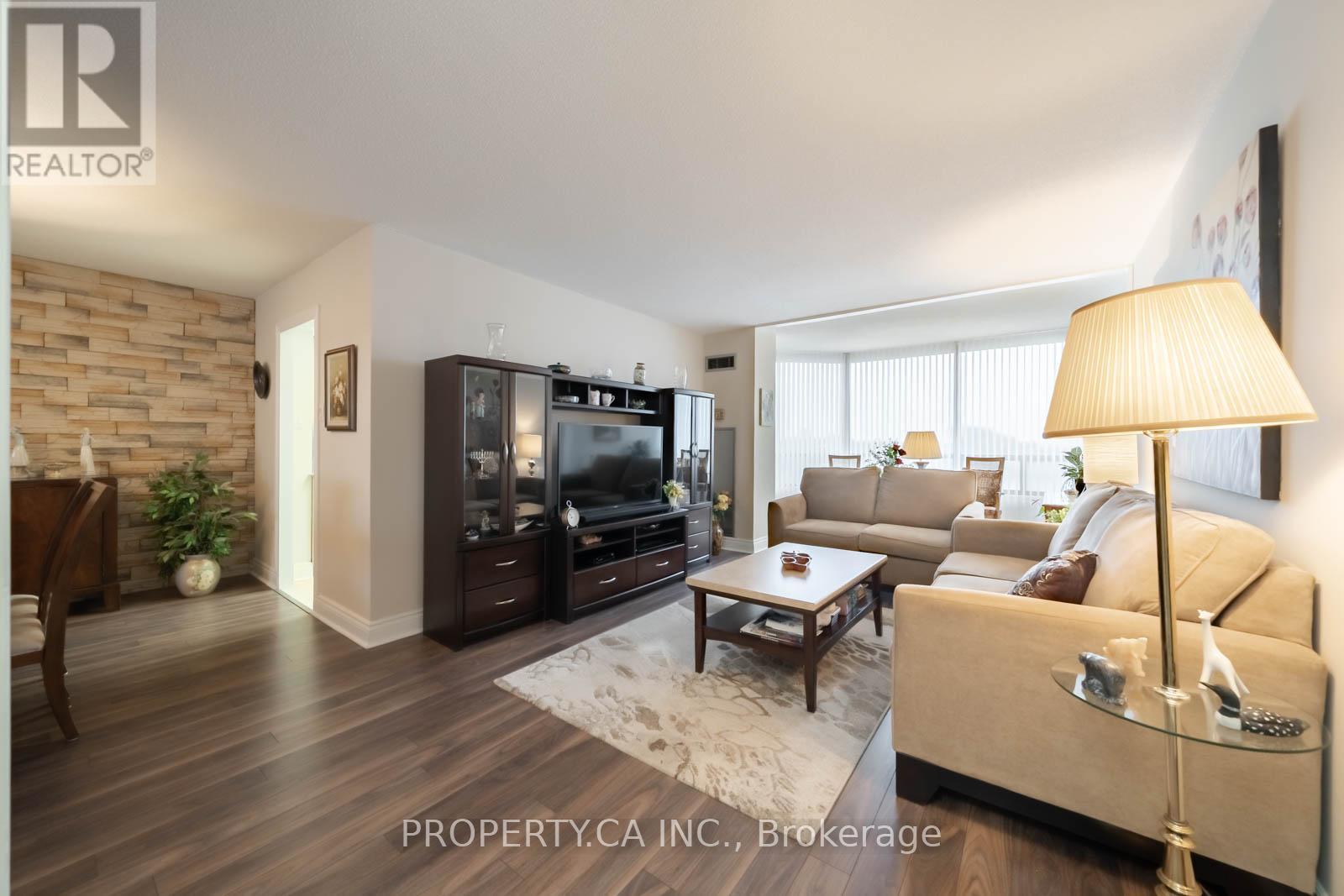 605 - 7460 Bathurst Street, Vaughan, Ontario  L4J 7K9 - Photo 8 - N12071305