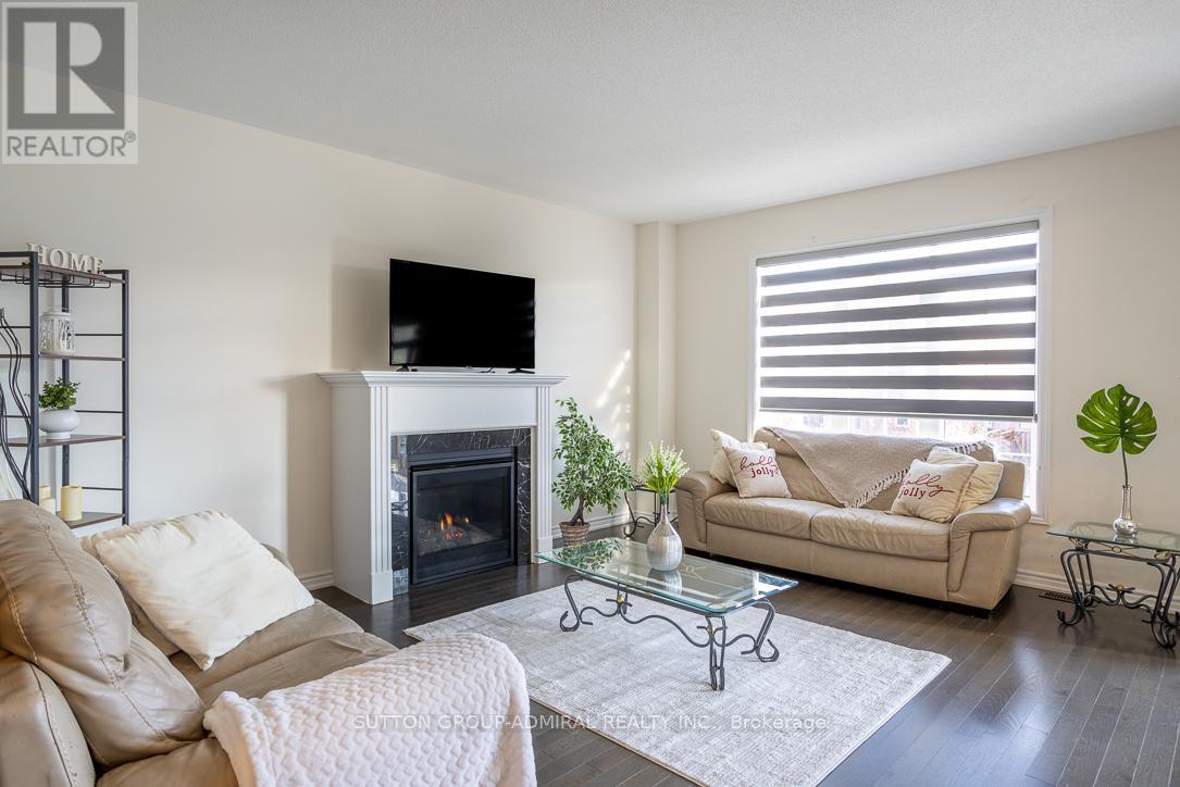 Property at 2207 LOZENBY STREET image 2