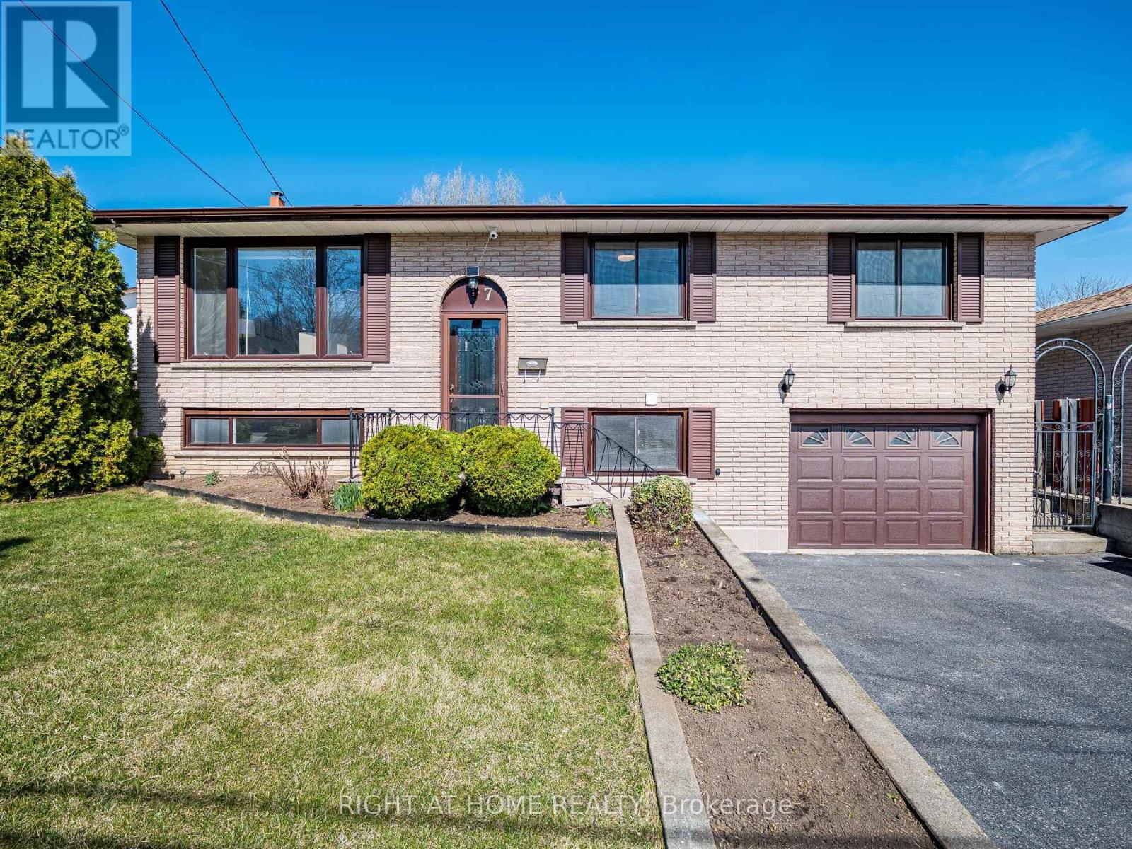 Property at 7 CAPILANO DRIVE image 1