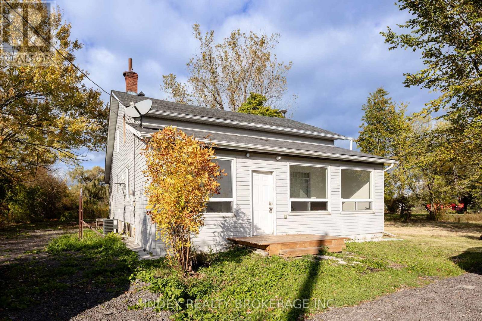 Property at 3670 BOWEN ROAD image 1