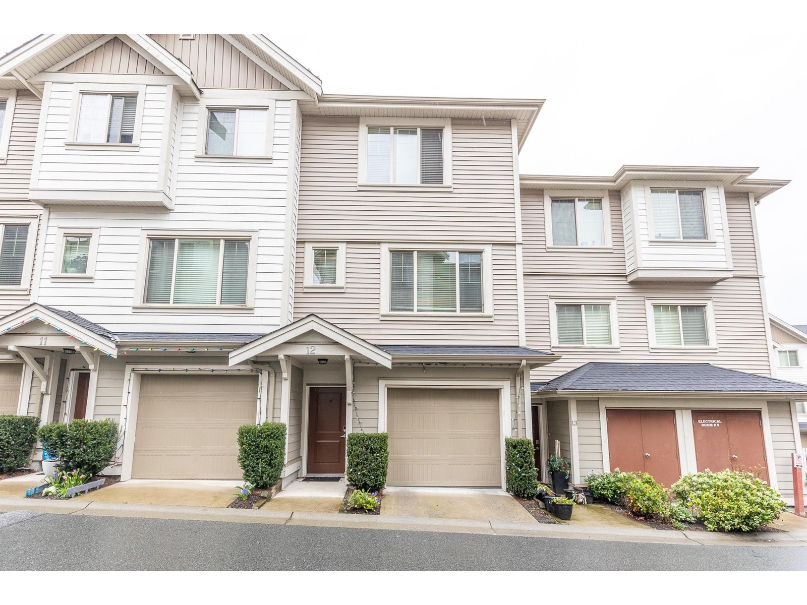 12 19097 64 Avenue, Surrey, British Columbia  V3S 6X5 - Photo 3 - R2988038