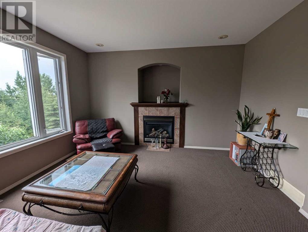 53 Pondside Crescent, Blackfalds, Alberta  T0M 0J0 - Photo 5 - A2209282