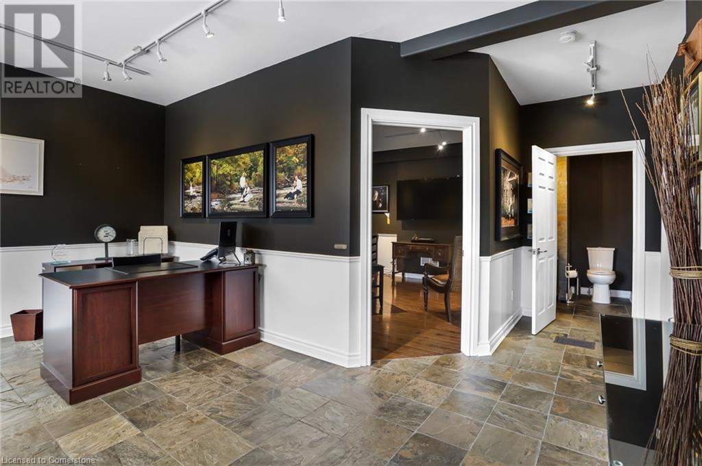 231 #8 Highway, Stoney Creek, Ontario  L8G 1E2 - Photo 2 - 40713894