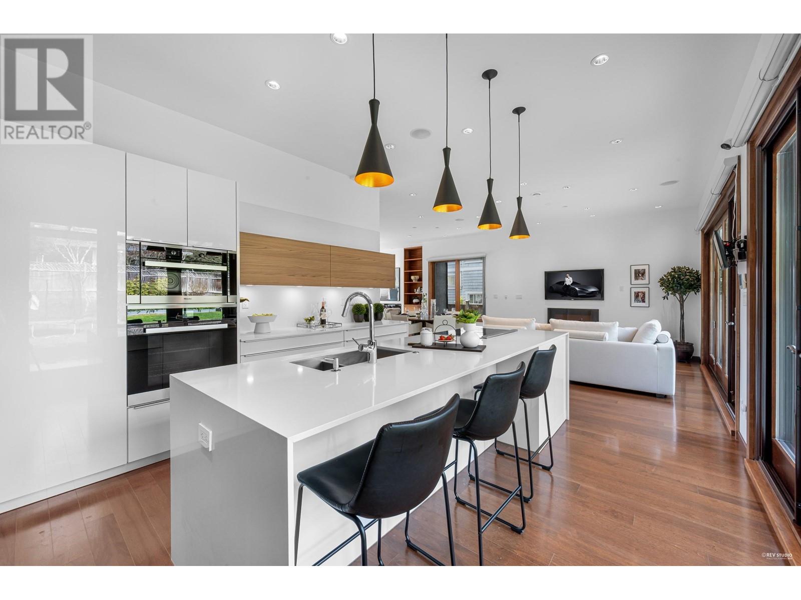 2227 Haywood Avenue, West Vancouver, British Columbia  V7V 1X6 - Photo 15 - R2988269