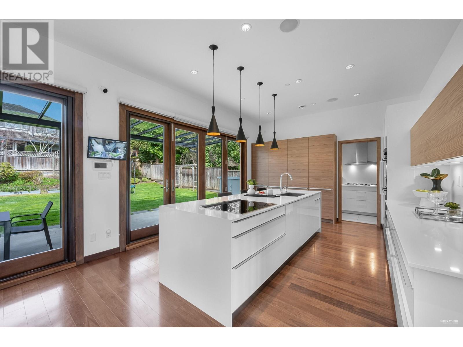 2227 Haywood Avenue, West Vancouver, British Columbia  V7V 1X6 - Photo 16 - R2988269