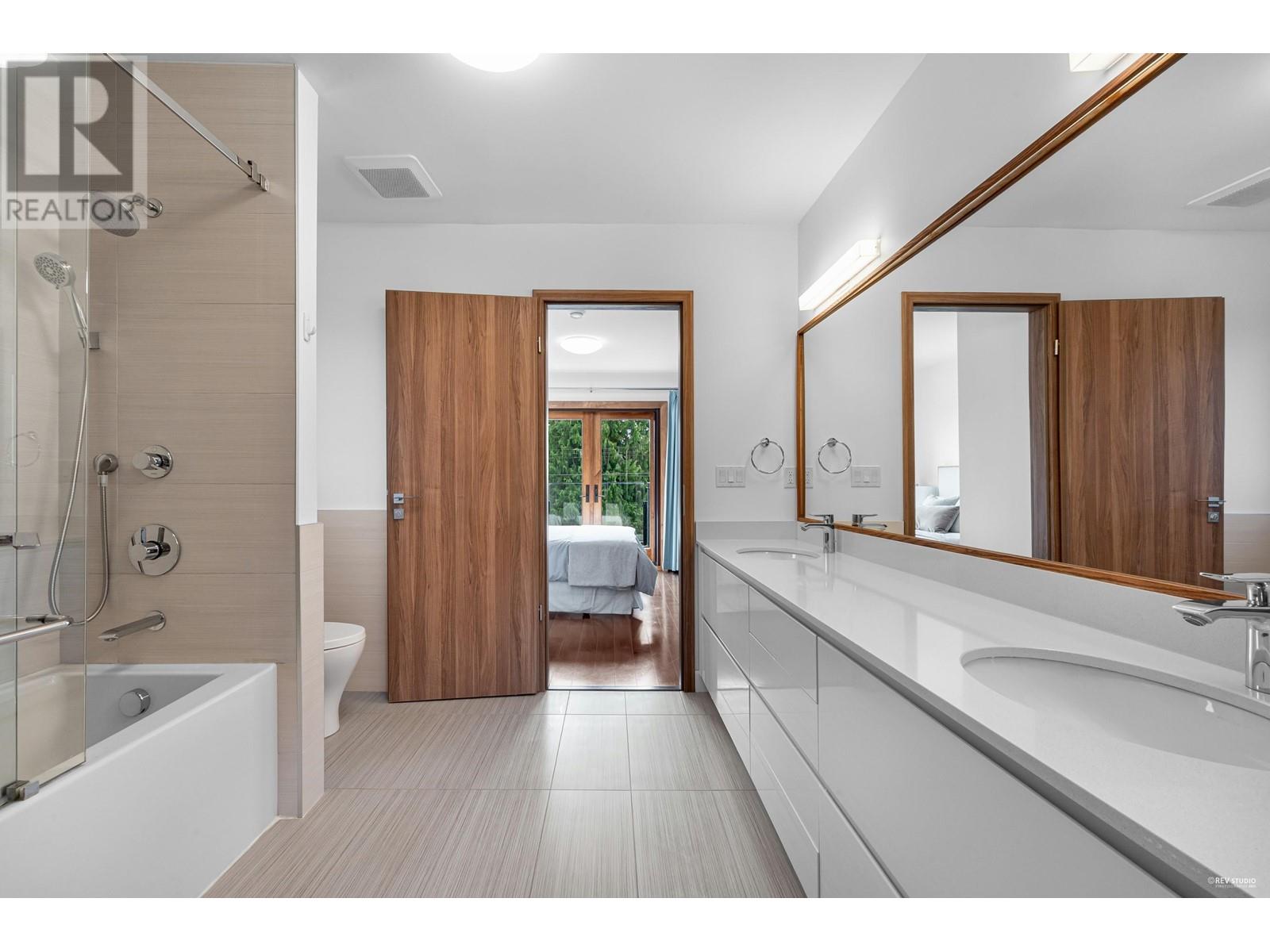 2227 Haywood Avenue, West Vancouver, British Columbia  V7V 1X6 - Photo 27 - R2988269