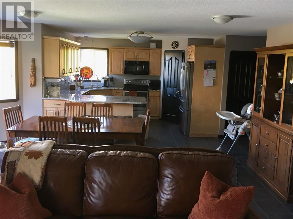 Property at 593038, West Mountain Road image 4