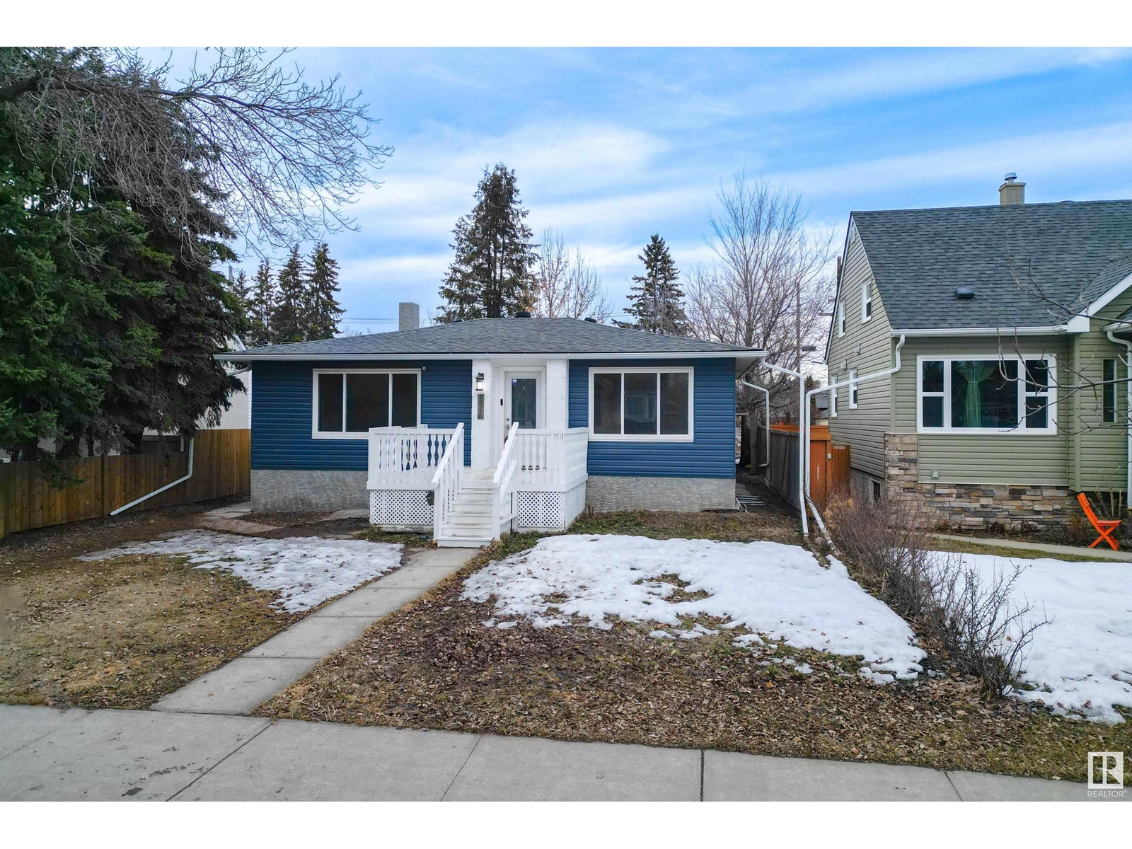 Property at 14720 104 AV NW image 2