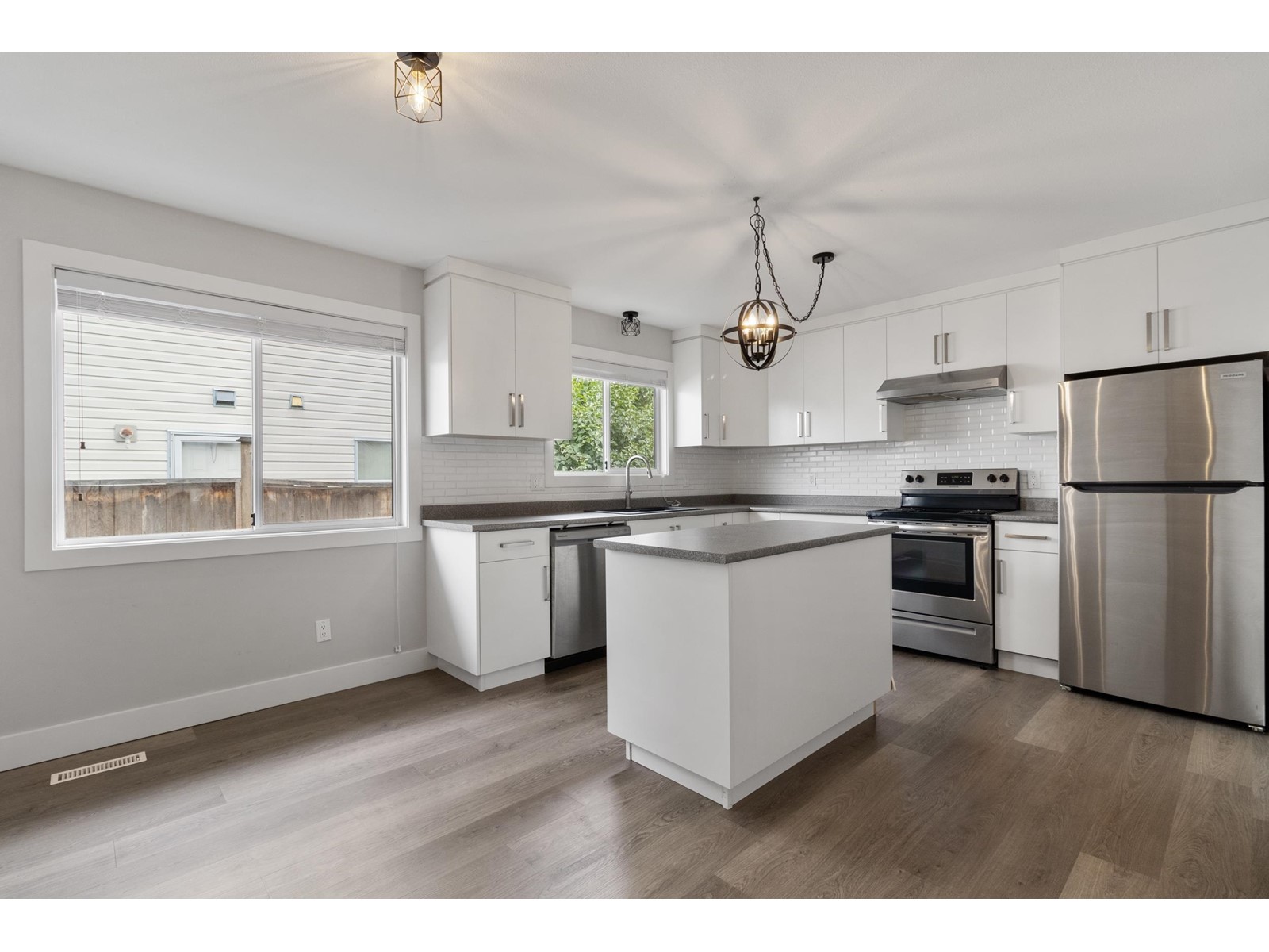 9536 Carroll Street, Chilliwack Proper West, Chilliwack, British Columbia  V2P 7G4 - Photo 6 - R2988134