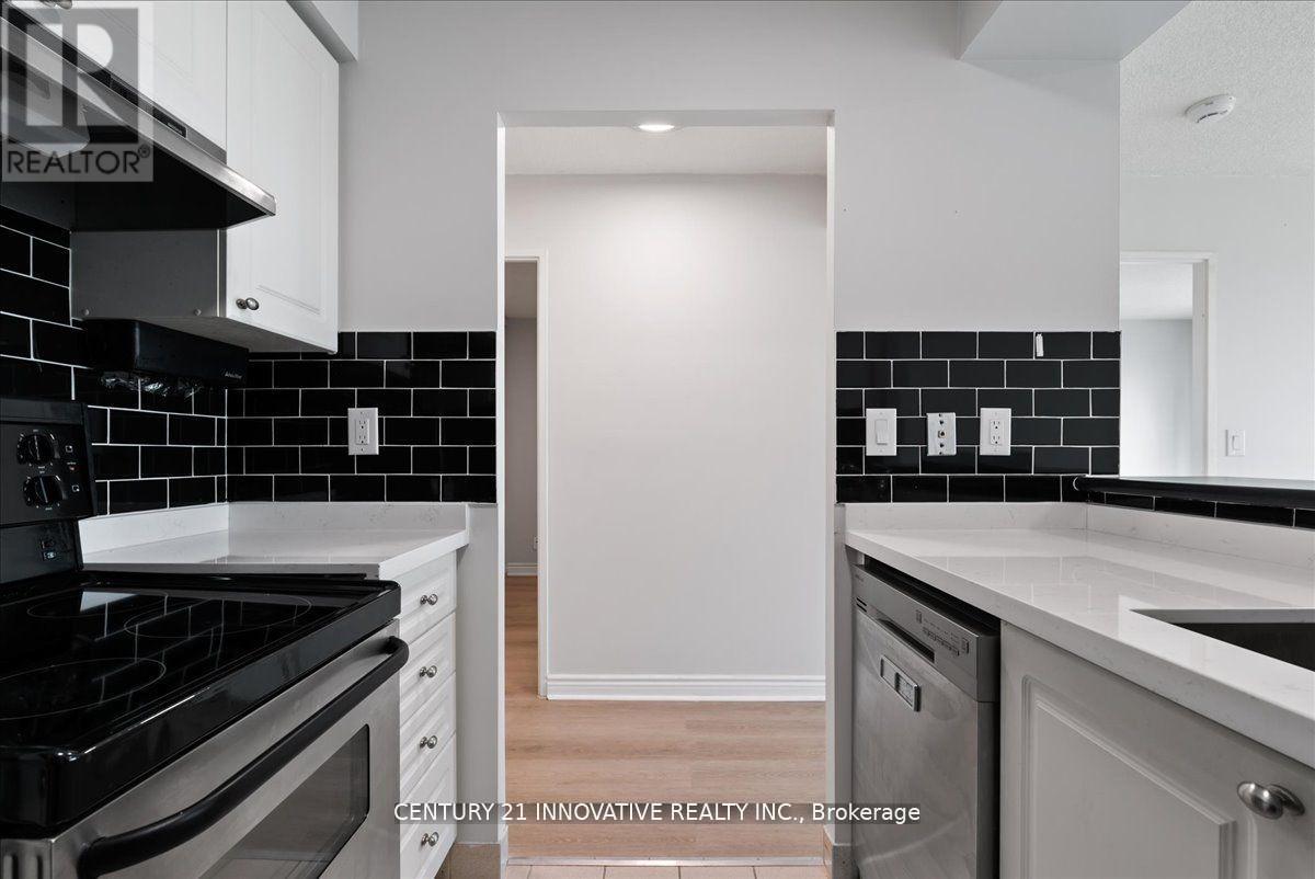 1013 - 18 Lee Centre Drive, Toronto, Ontario  M1H 3H5 - Photo 11 - E12071915