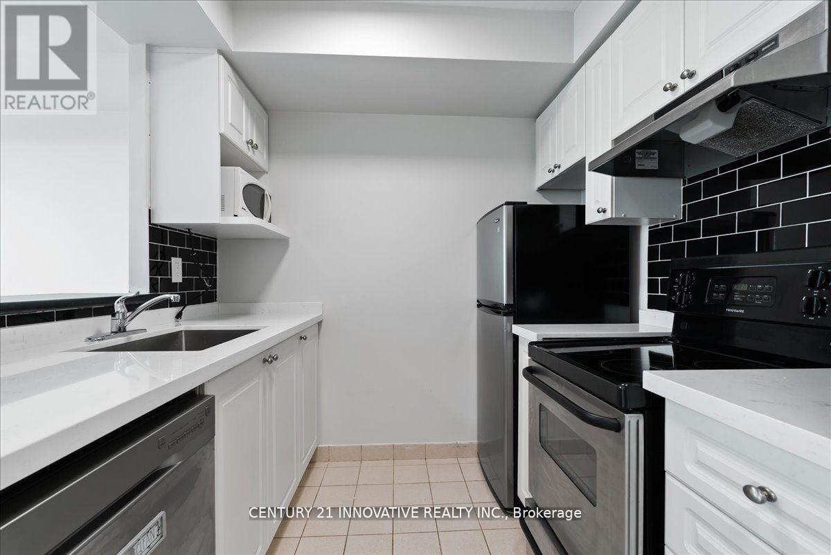 1013 - 18 Lee Centre Drive, Toronto, Ontario  M1H 3H5 - Photo 8 - E12071915