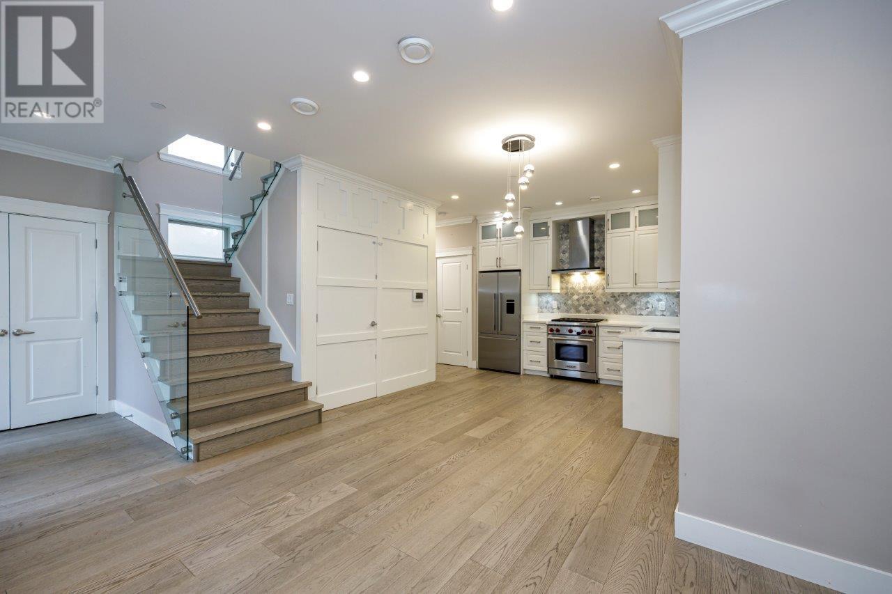 2158 Grant Street, Vancouver, British Columbia  V5L 2Z4 - Photo 10 - R2953986