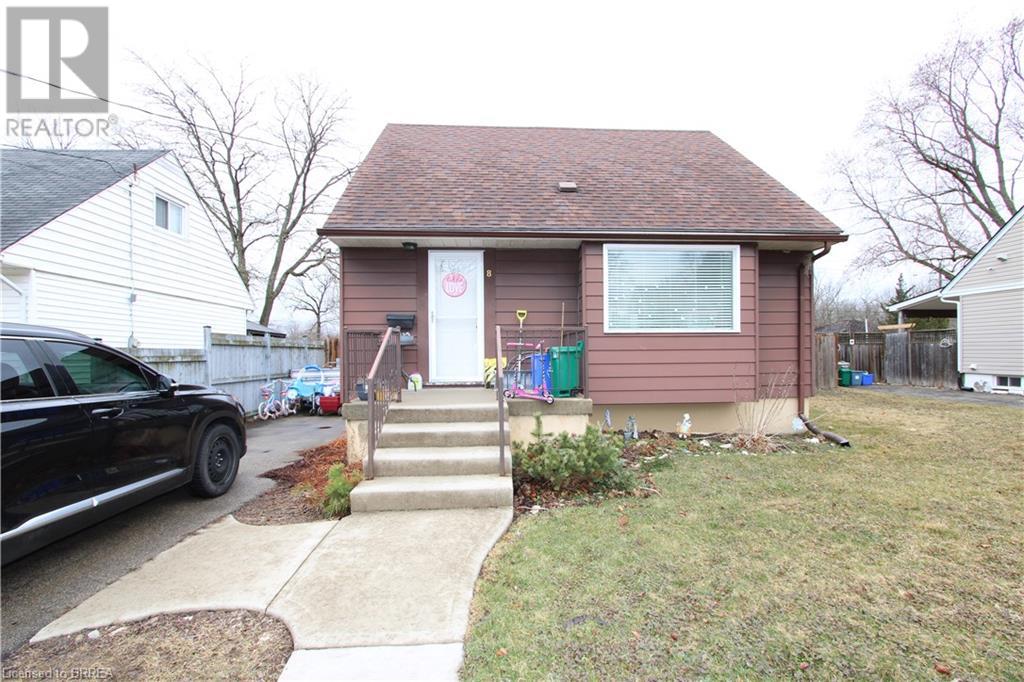 Property at 8 SUNSET Avenue image 1