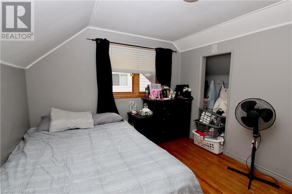 8 Sunset Avenue, Brantford, Ontario  N3T 5G2 - Photo 24 - 40715310