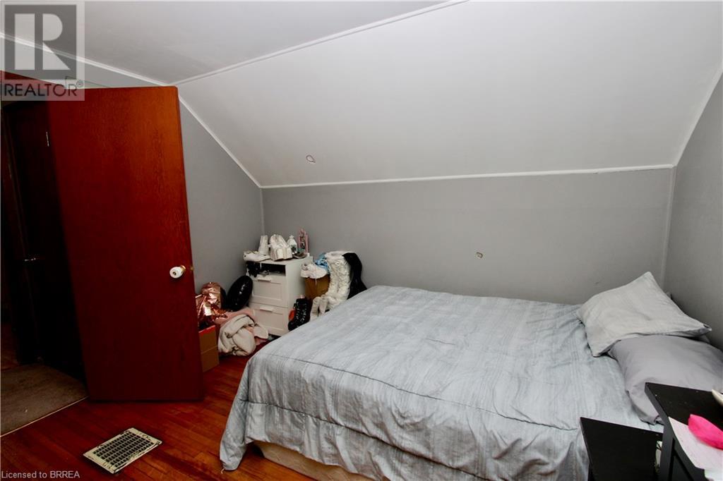 8 Sunset Avenue, Brantford, Ontario  N3T 5G2 - Photo 25 - 40715310