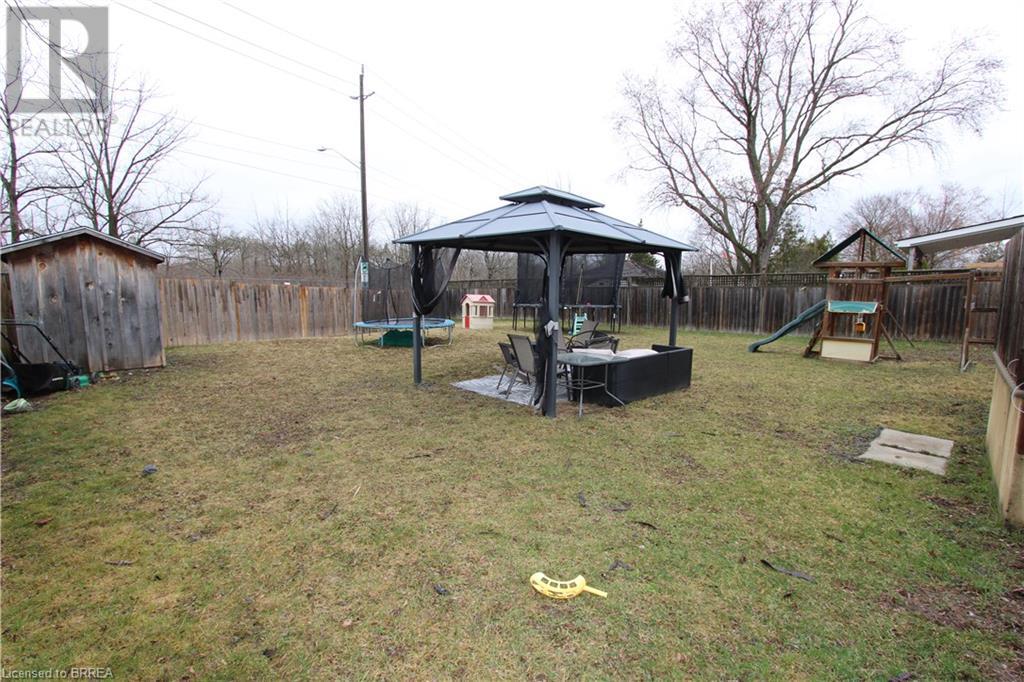 8 Sunset Avenue, Brantford, Ontario  N3T 5G2 - Photo 42 - 40715310
