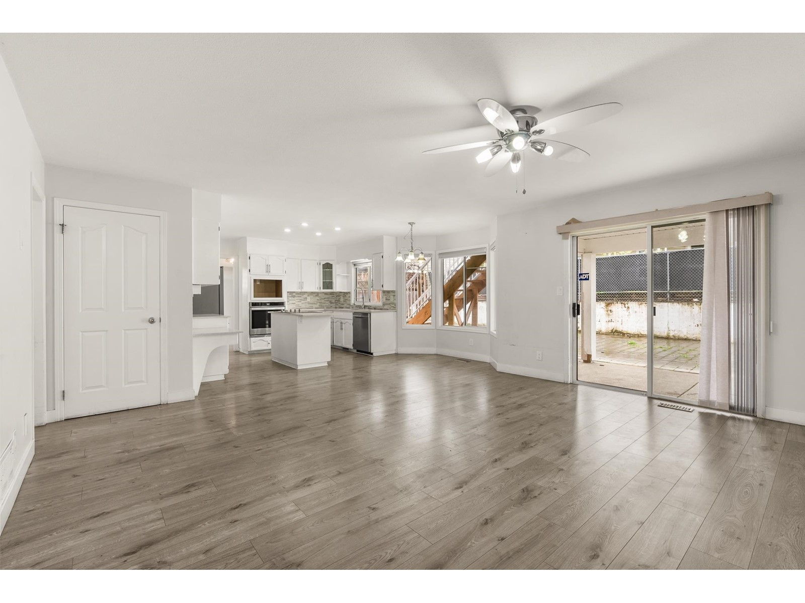 Property at 32143 ASHCROFT DRIVE image 4