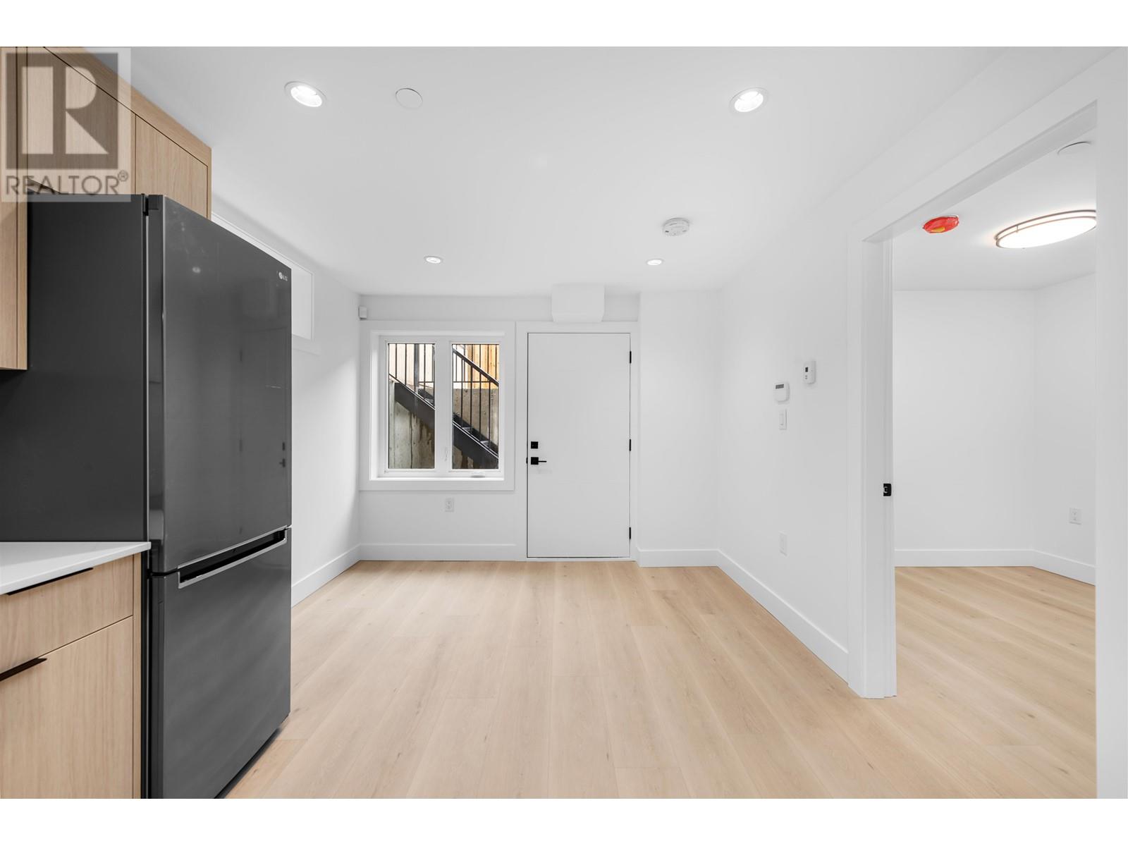 2038 E 1st Avenue, Vancouver, British Columbia  V5N 1B5 - Photo 29 - R2986967