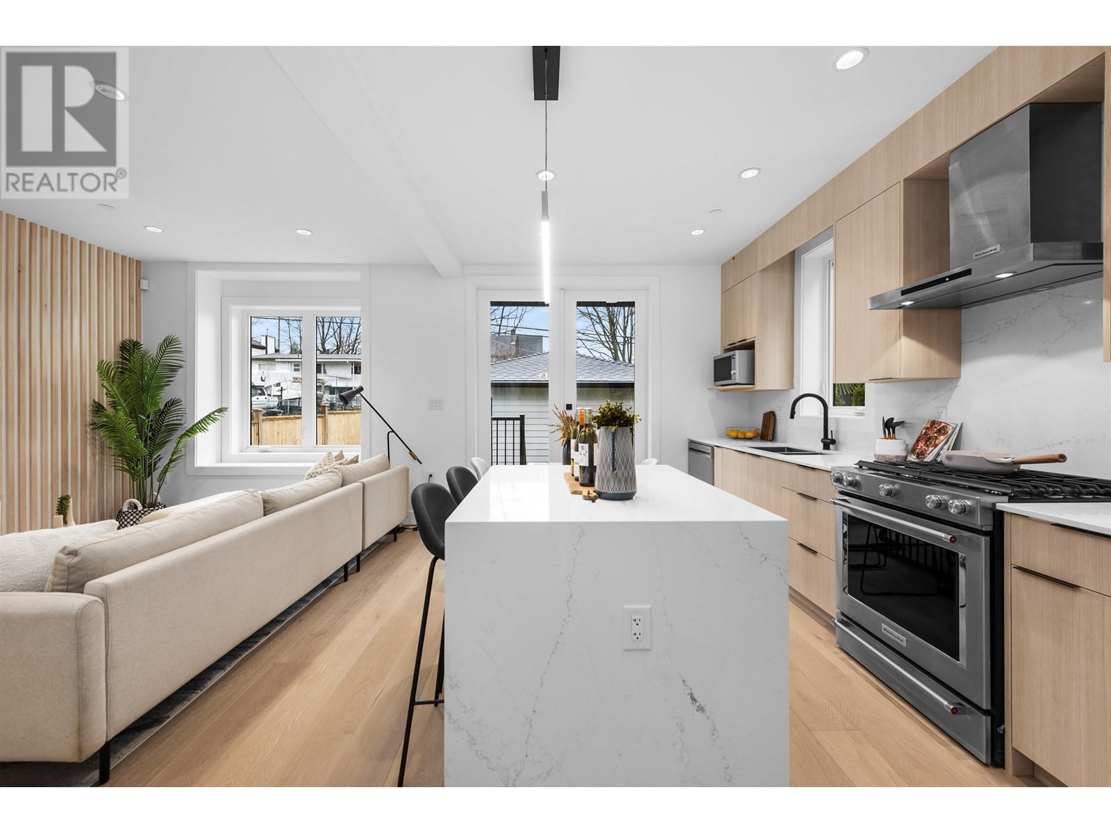 2038 E 1st Avenue, Vancouver, British Columbia  V5N 1B5 - Photo 6 - R2986967