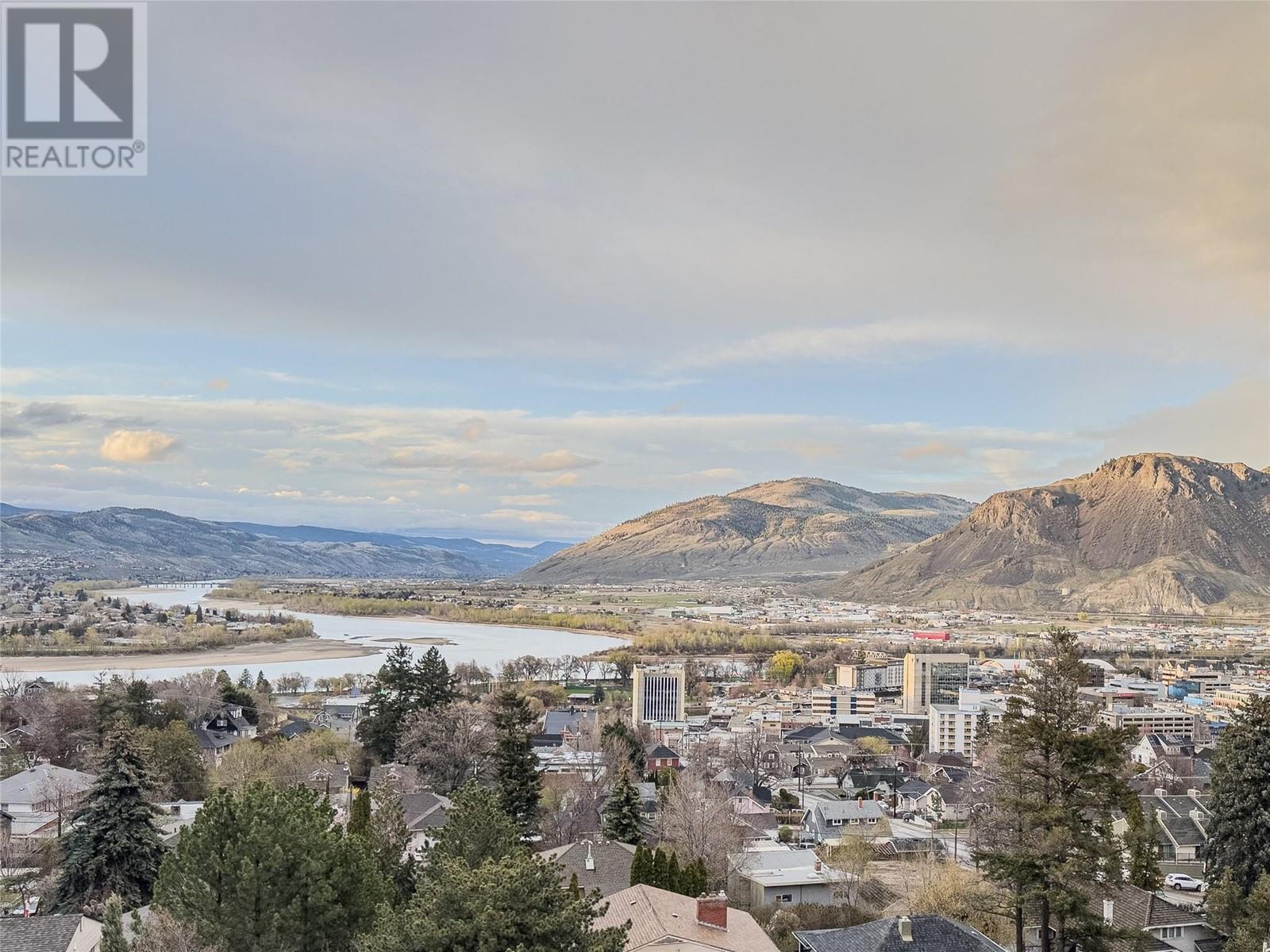 Property at 875 Sahali Terrace Unit# 7 image 2