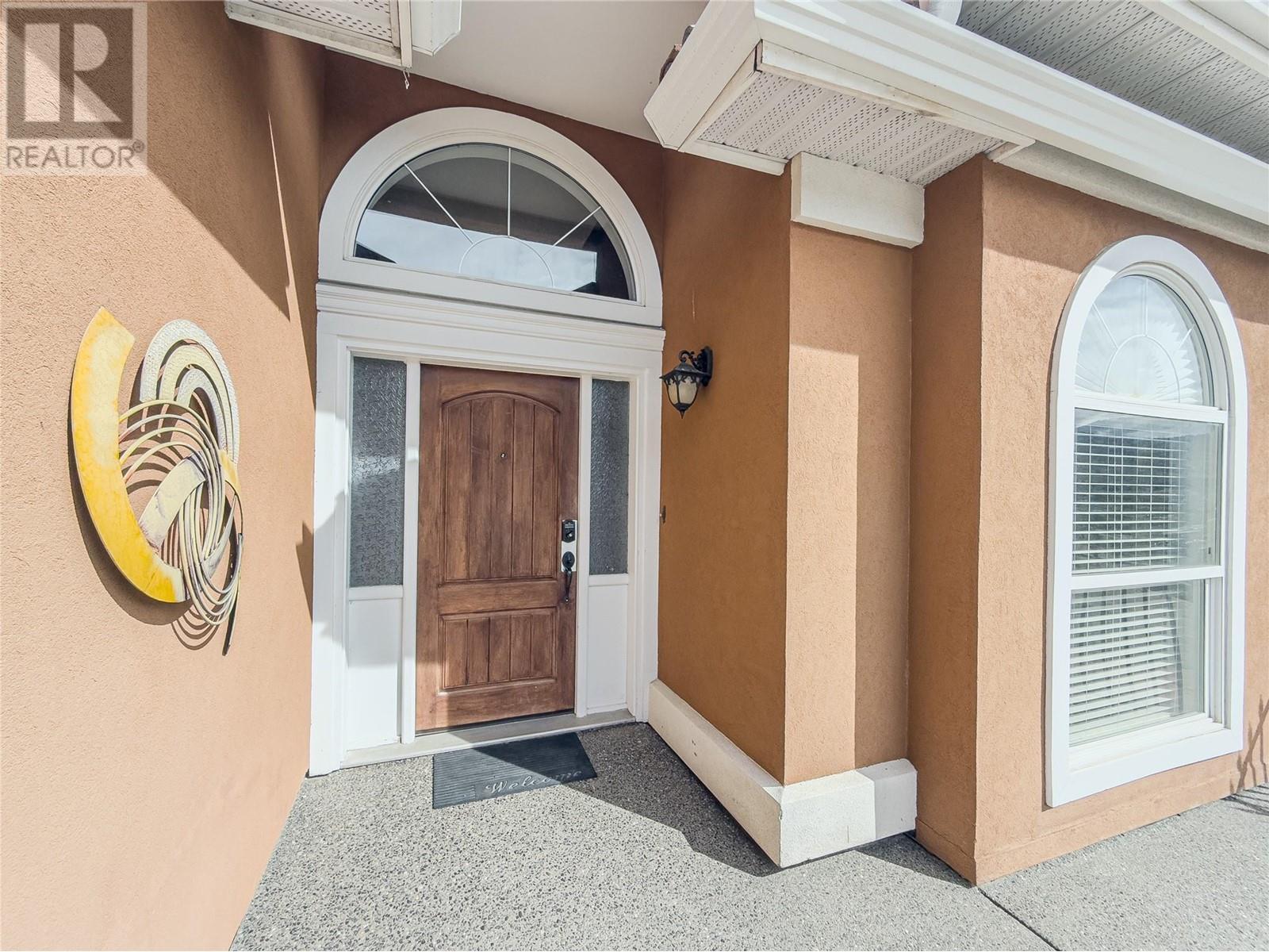 Property at 875 Sahali Terrace Unit# 7 image 3