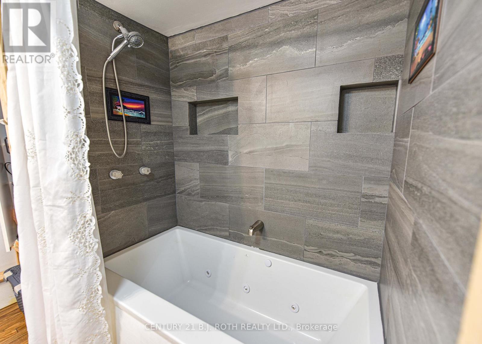 3801 Wood Avenue, Severn, Ontario  L3V 6H3 - Photo 39 - S12072028