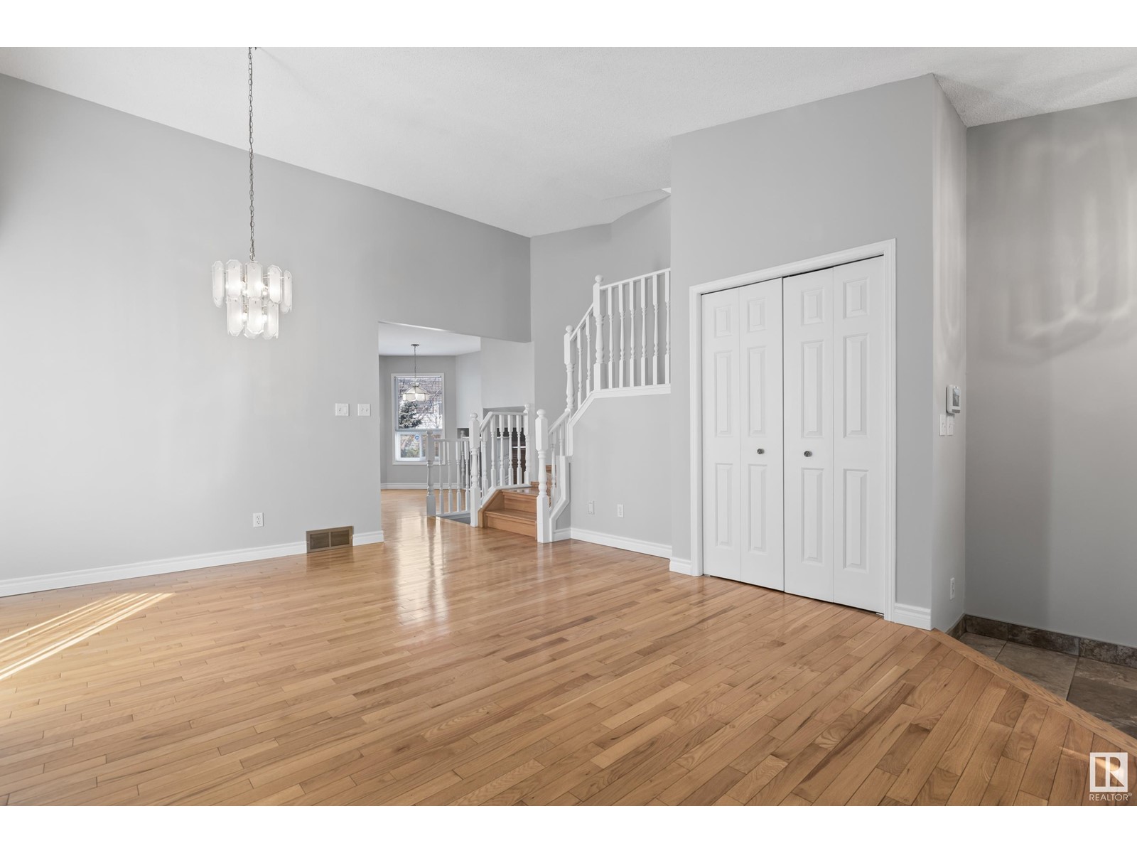 Property at 12804 158 AV NW image 5