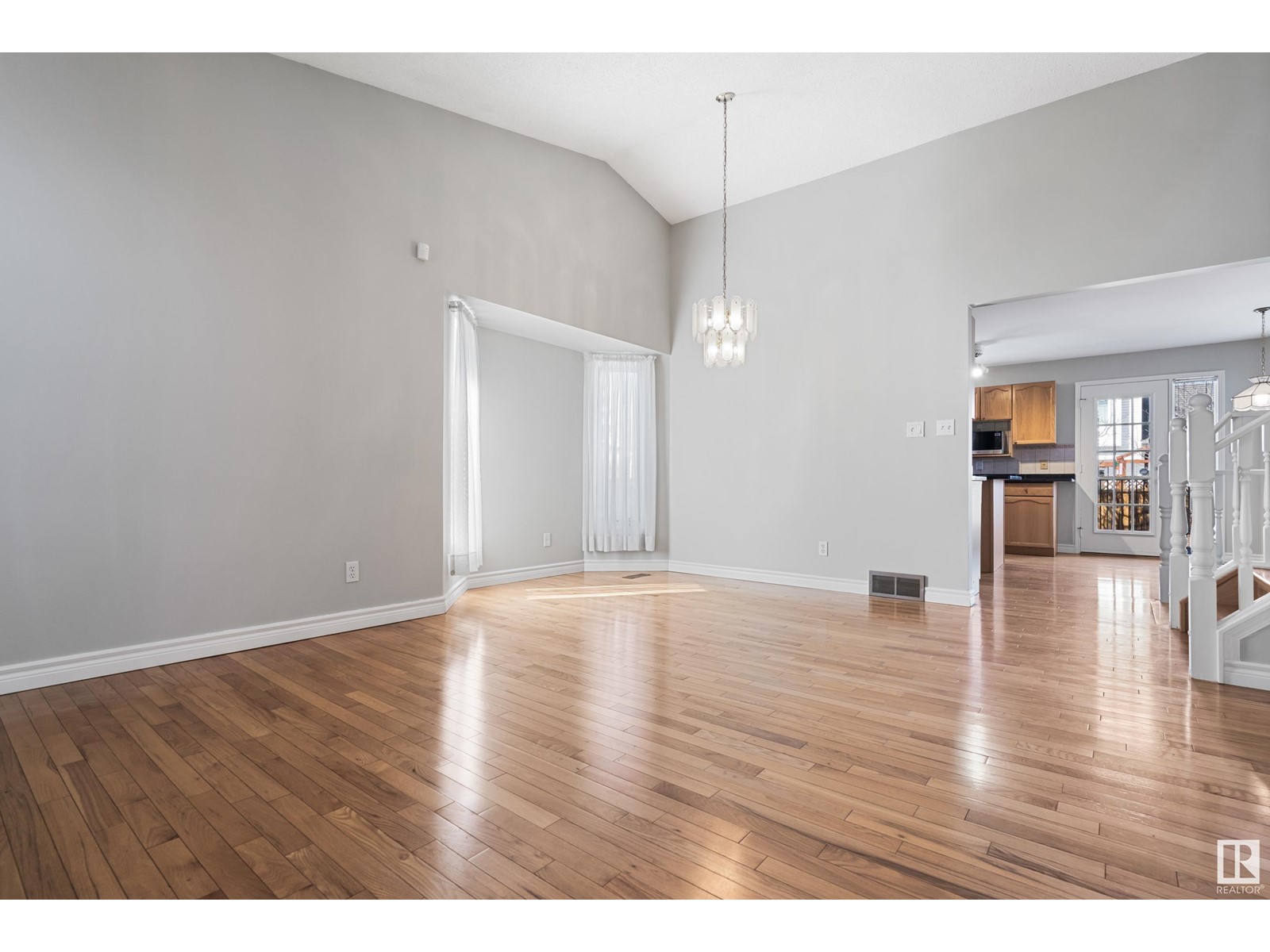 Property at 12804 158 AV NW image 1