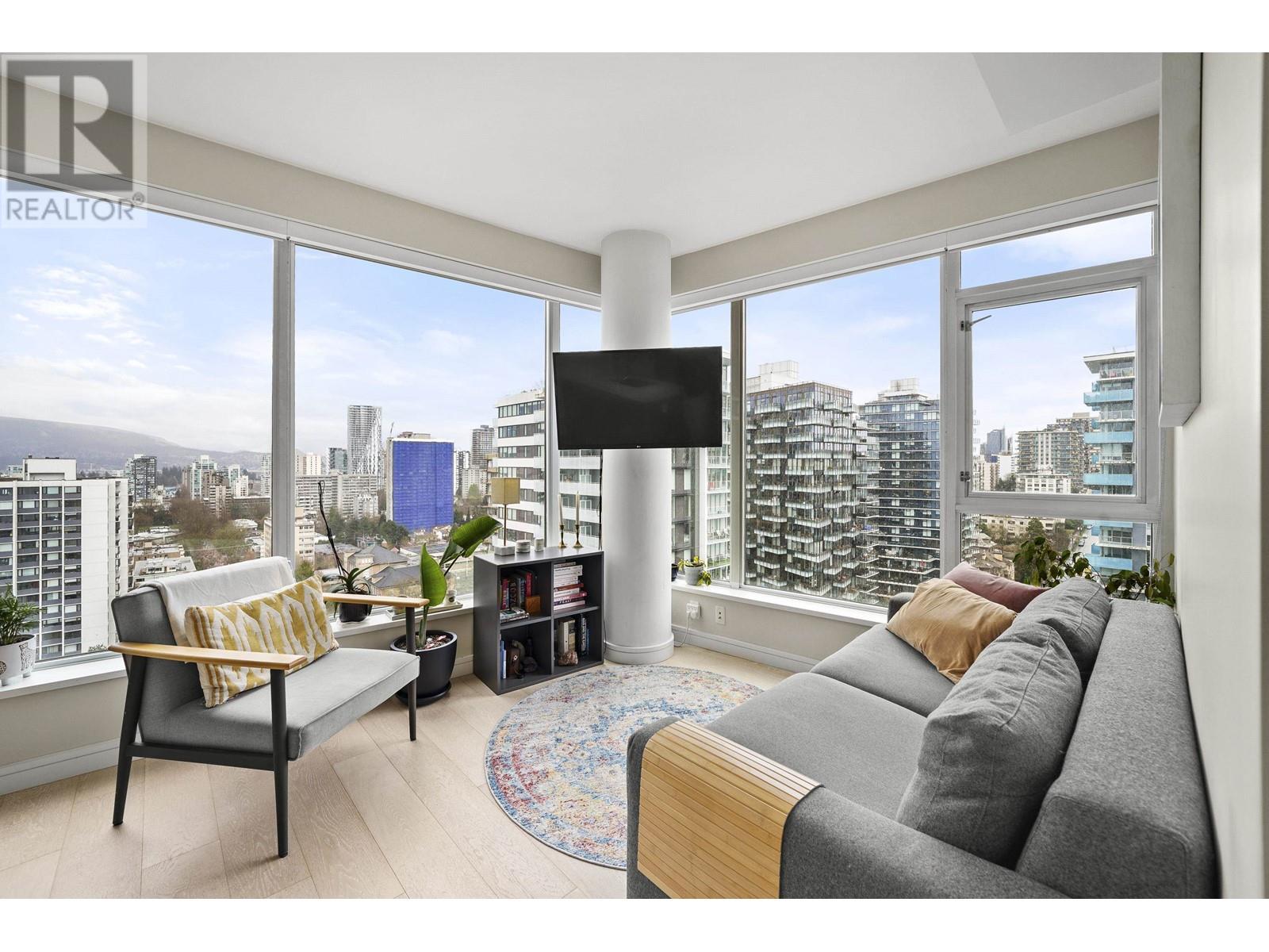 1902 1221 Bidwell Street, Vancouver, British Columbia  V6G 0B1 - Photo 2 - R2985102