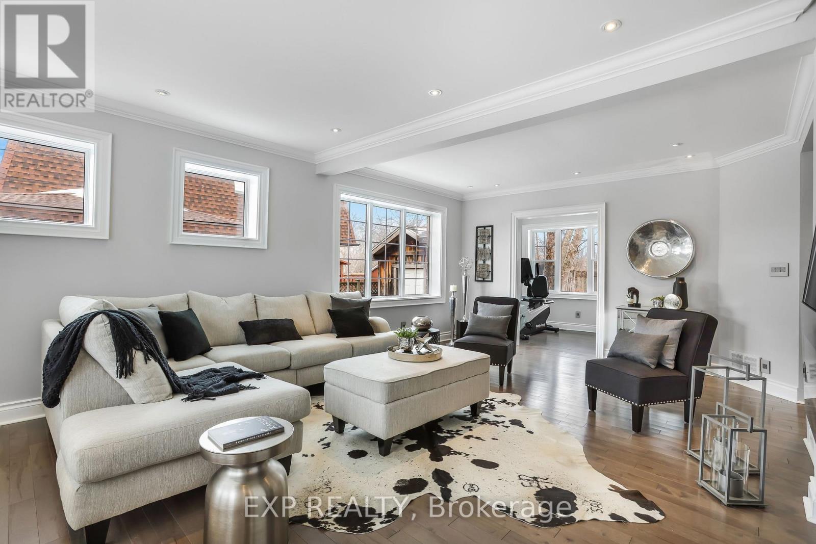 Property at 8 WARWICK ROAD image 2