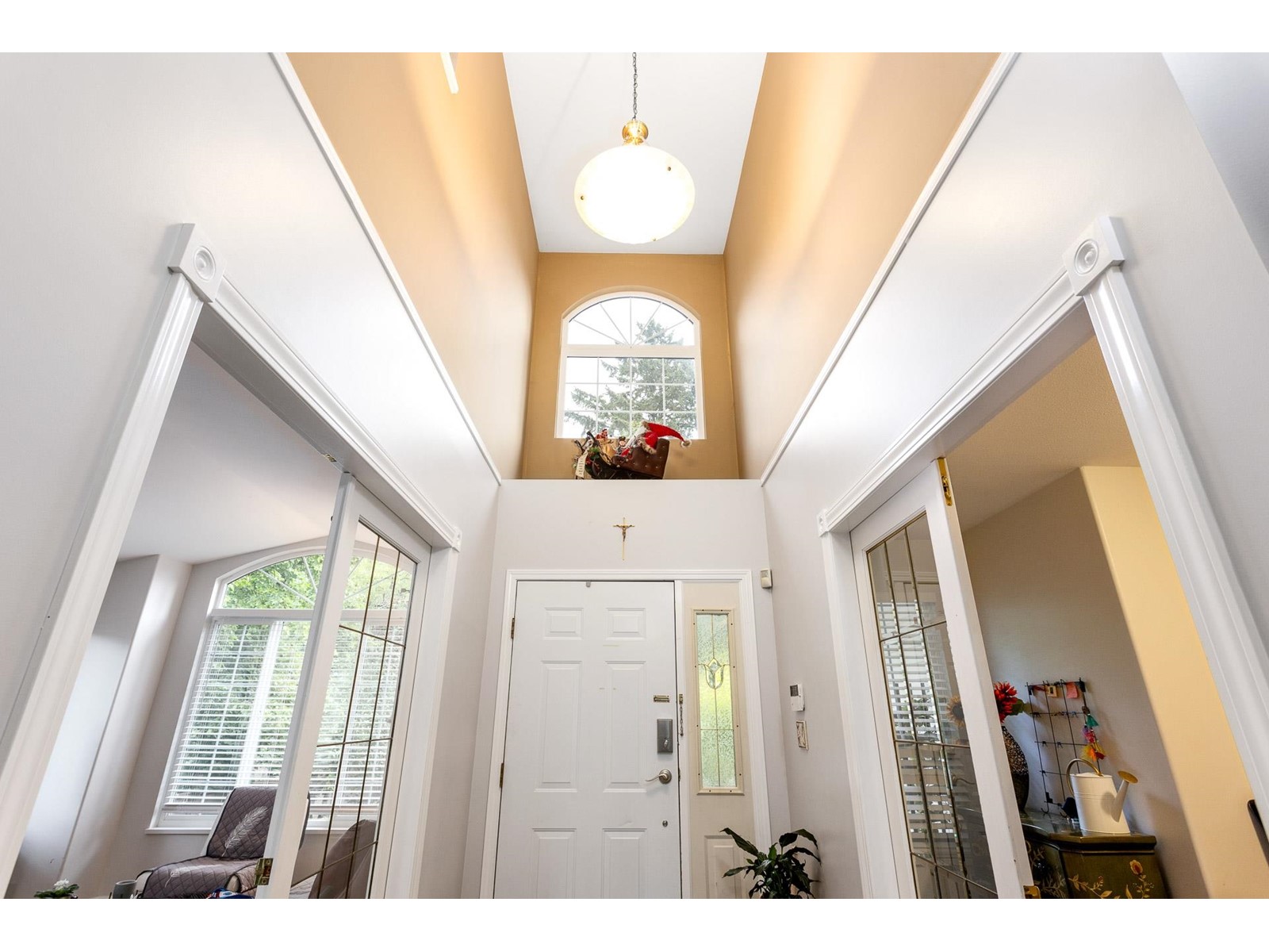 14555 Wellington Drive, Surrey, British Columbia  V3R 0A4 - Photo 4 - R2988327