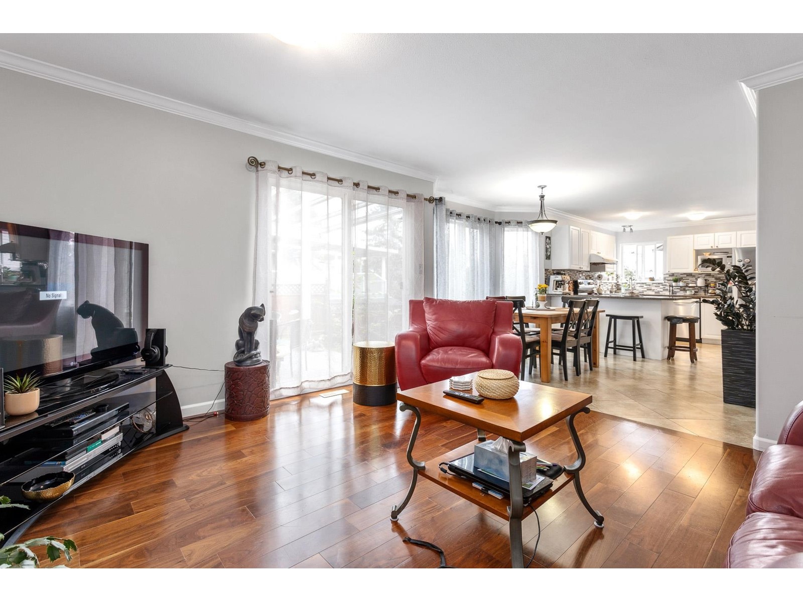 14555 Wellington Drive, Surrey, British Columbia  V3R 0A4 - Photo 9 - R2988327