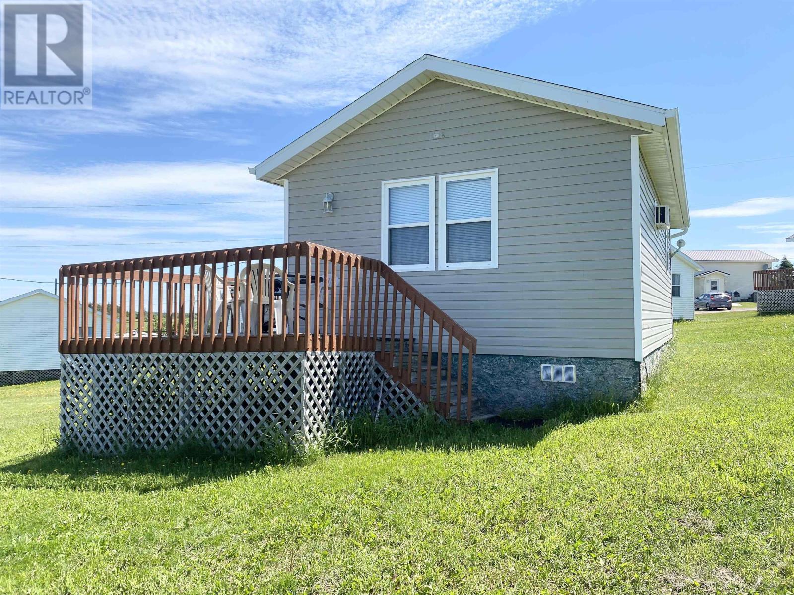 821 Turnberry Cove Niverville, Manitoba R07//Niverville/Offers as received. Step into this stunning, newly built bungalow & experience the perfect blend of modern comfort & timeless design. Backing onto serene southern pond views, this home offers beauty & functionality in every detail. Inside you ll find a bright, open-concept layout that connects the kitchen, dining & living spaces perfect daily life & entertaining alike. The kitchen features crisp white cabinetry, quartz countertops, a spacious island w/ seating & a corner pantry for your storage needs. Sliding patio doors from the dining area to the covered deck, ideal for morning coffees or evening wind-downs. Cozy up in the living room complete w/ custom entertainment wall & built-in electric fireplace. The primary suite is a true retreat featuring tray ceiling, walk-through closet & spa-inspired ensuite w/ dual sinks, glass-tiled shower & garden door access to the deck. Two additional bedrooms & 4-piece bath complete the main floor. Downstairs the ICF walk-out basement w/ oversized windows awaits your personal touch! Additional features include an oversized double garage, central A/C, GST included & 5-year warranty for peace of mind. Call Now to schedule your private tour see it before it s gone! (id:48254)