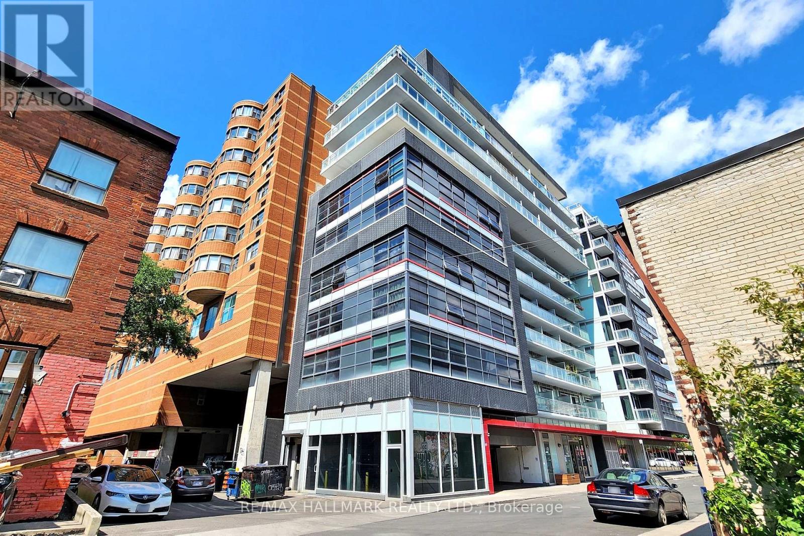 Property at 602 - 10 WILLISON SQUARE image 1