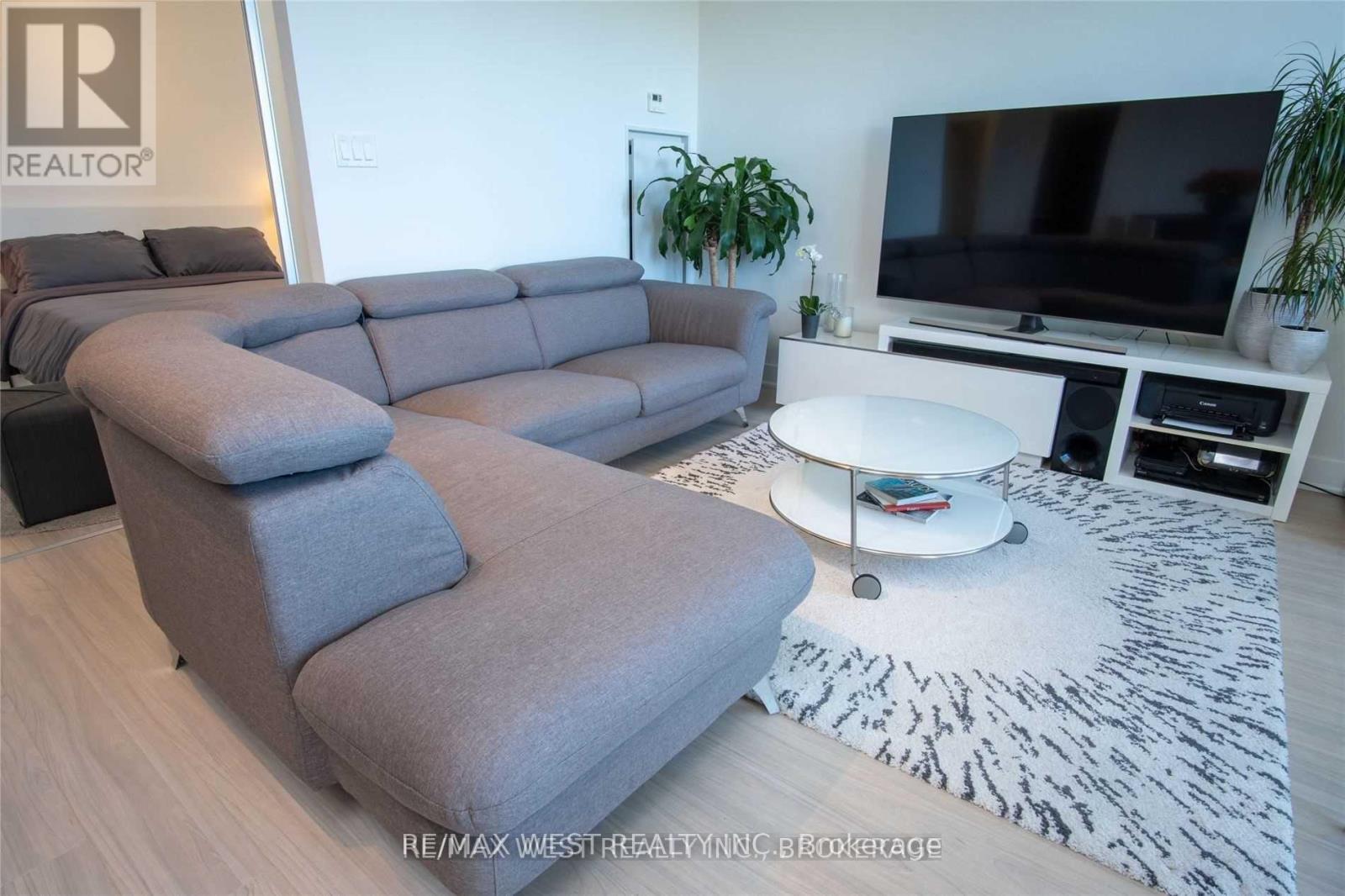 519 - 99 The Donway Boulevard W, Toronto (Banbury-Don Mills), Ontario  M3C 0N8 - Photo 24 - C12072172