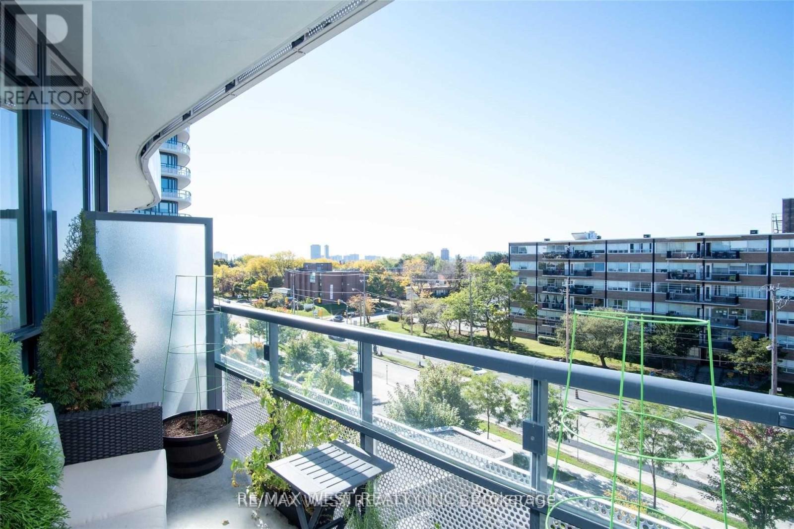 519 - 99 The Donway Boulevard W, Toronto (Banbury-Don Mills), Ontario  M3C 0N8 - Photo 28 - C12072172