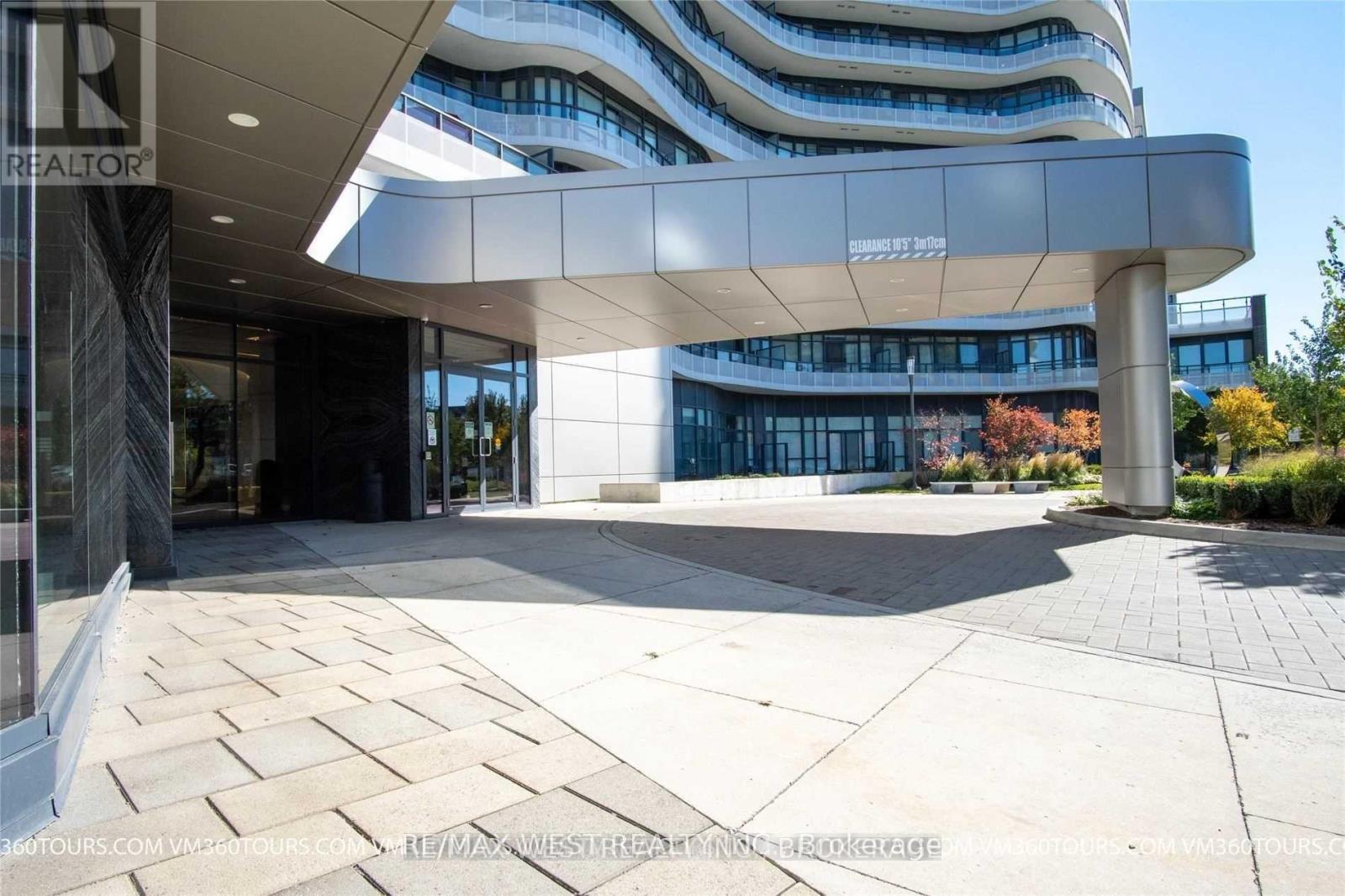 519 - 99 The Donway Boulevard W, Toronto (Banbury-Don Mills), Ontario  M3C 0N8 - Photo 3 - C12072172