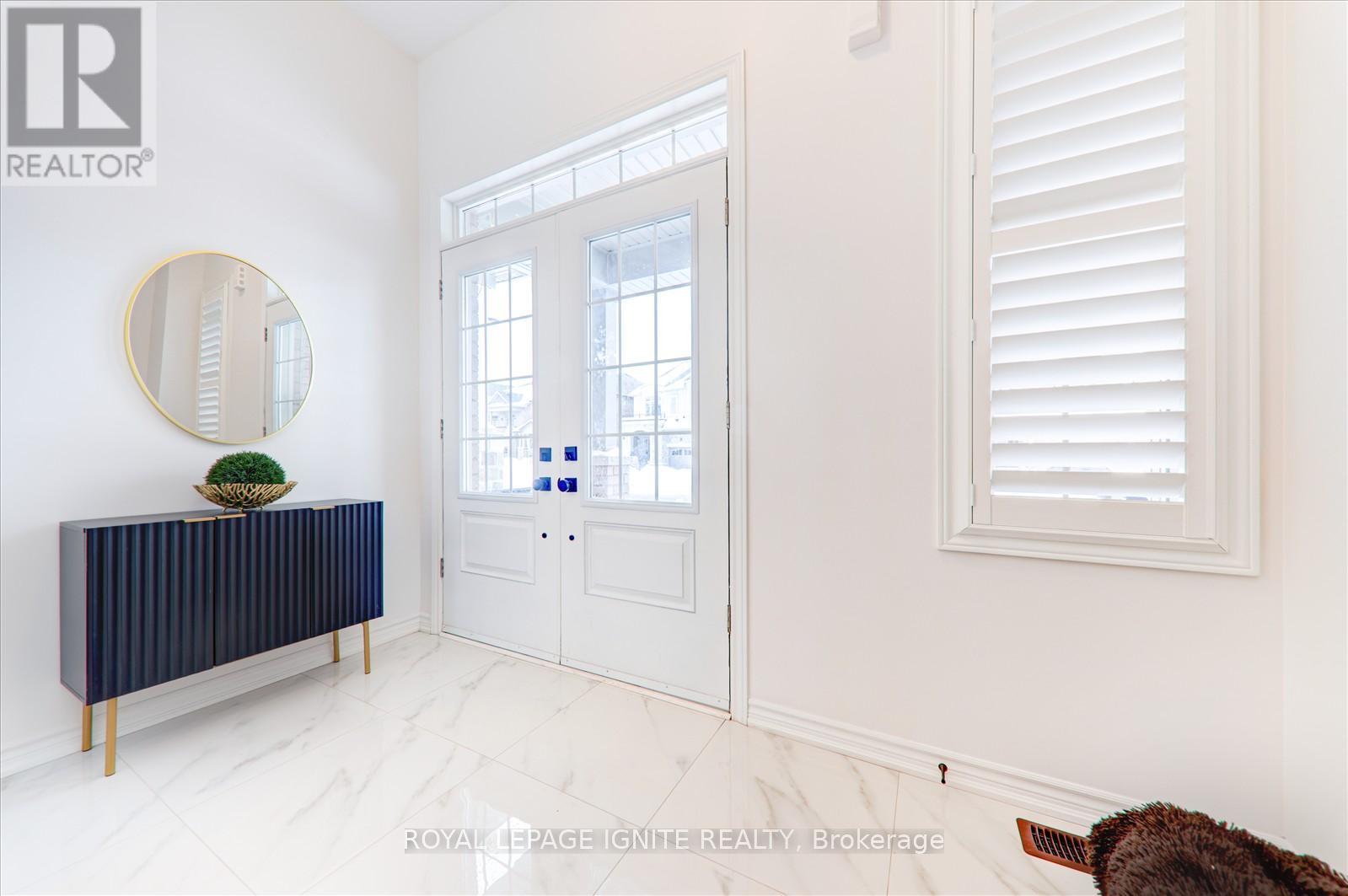 Property at 301 DANNY WHEELER BOULEVARD image 4