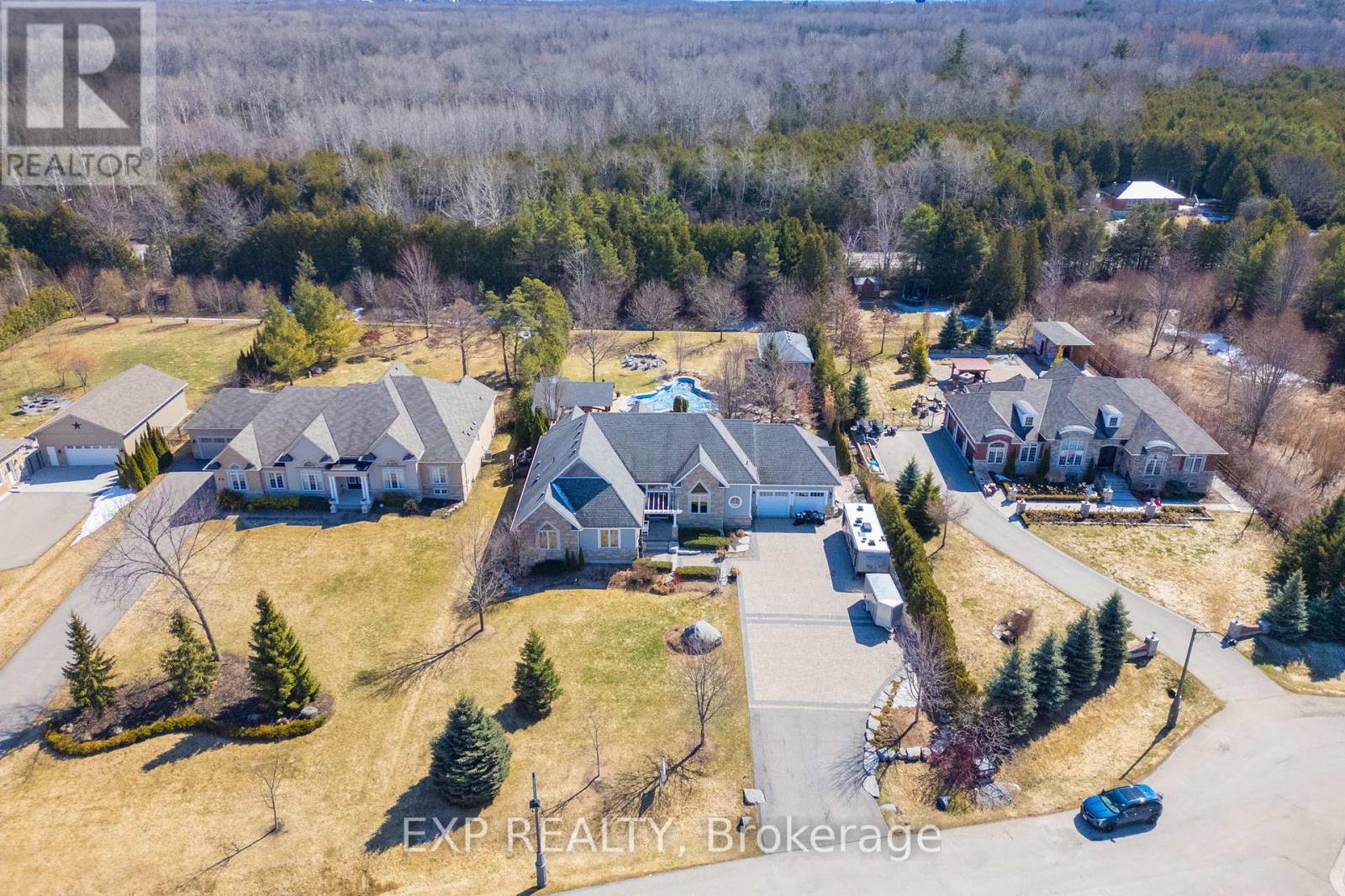 3 Wolford Court, Georgina, Ontario  L4P 0B1 - Photo 2 - N12011933