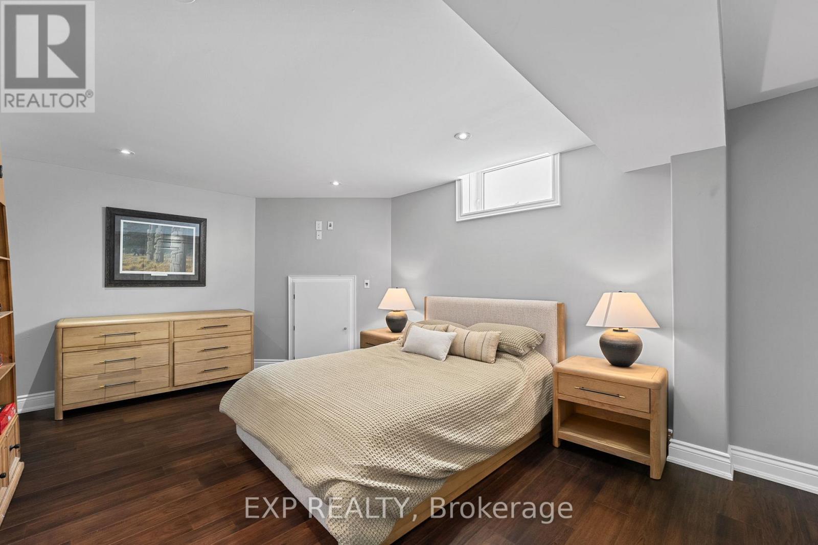 3 Wolford Court, Georgina, Ontario  L4P 0B1 - Photo 34 - N12011933