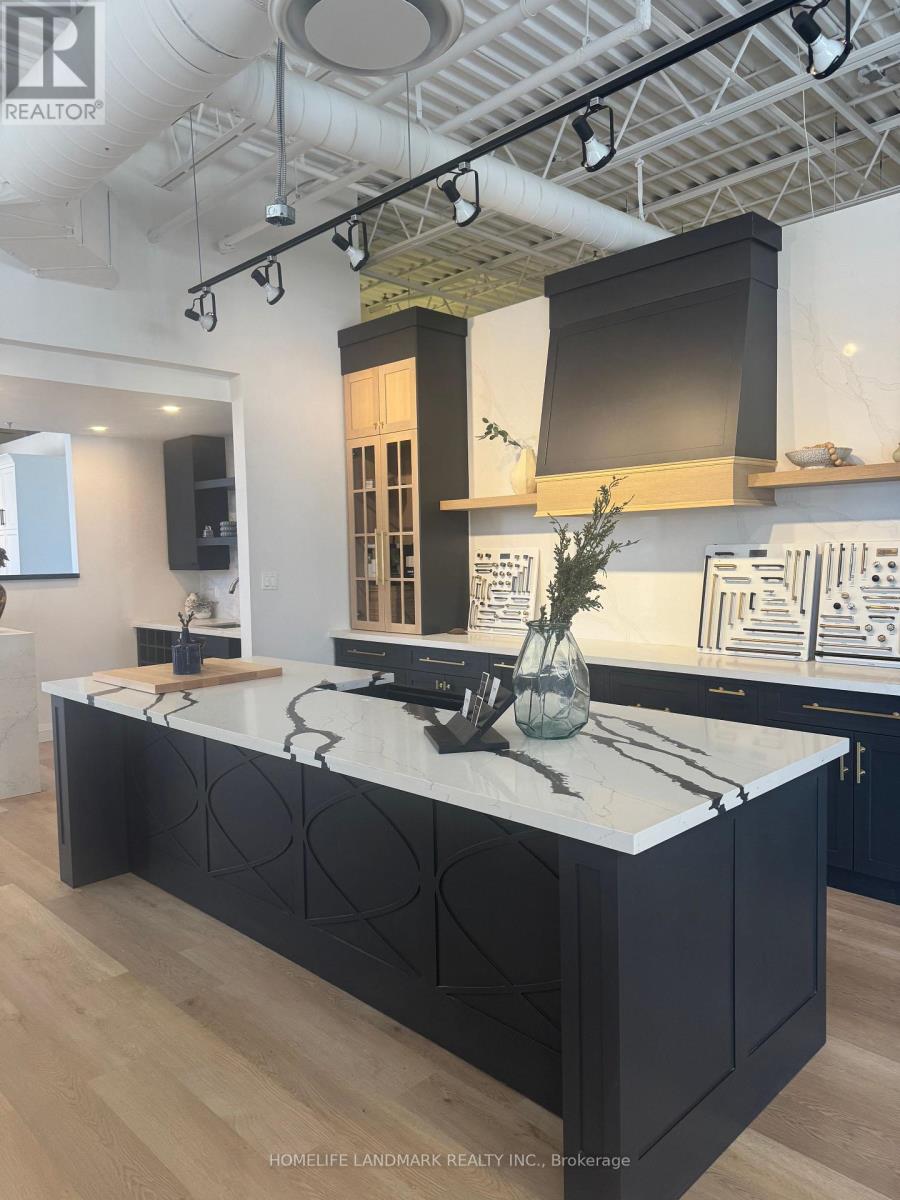 8 & 9 - 140 MULOCK DRIVE, Newmarket, Ontario