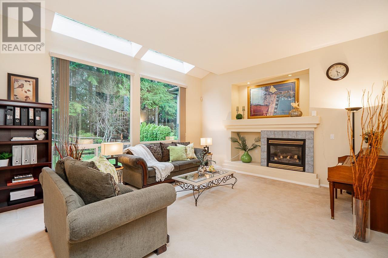 3259 Pinehurst Place, Coquitlam, British Columbia  V3E 3K3 - Photo 5 - R2987956