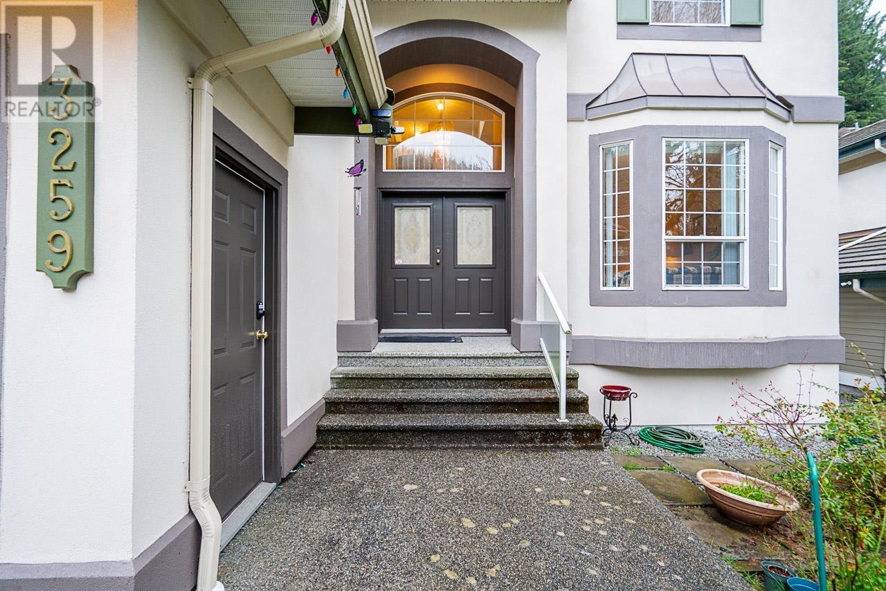 3259 Pinehurst Place, Coquitlam, British Columbia  V3E 3K3 - Photo 3 - R2987956
