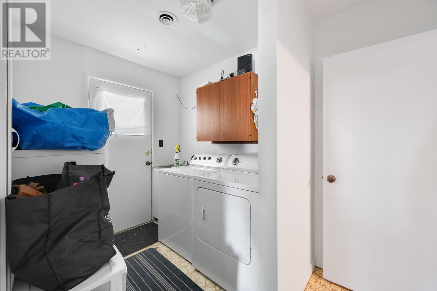 4010 Sunnycrest Drive, North Vancouver, British Columbia  V7R 3E4 - Photo 16 - R2988187