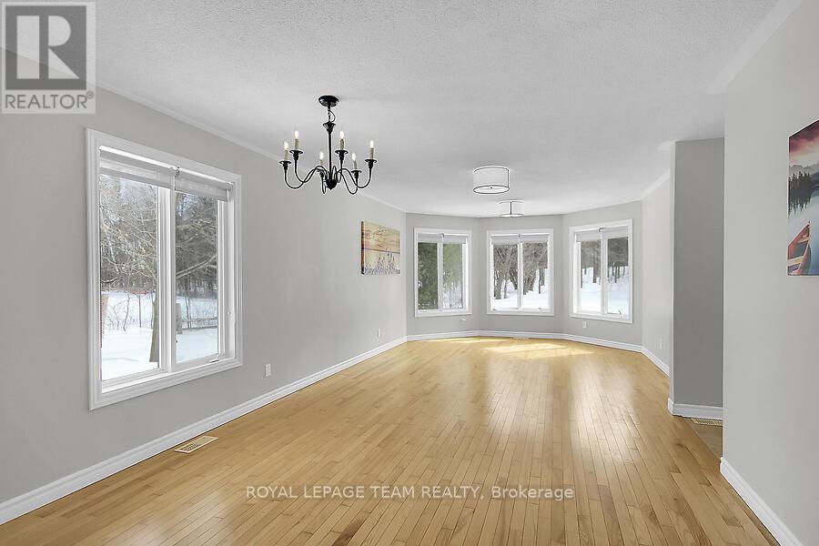 988 River Road, North Grenville, Ontario  K0G 1J0 - Photo 10 - X12072318