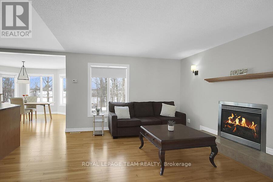 988 River Road, North Grenville, Ontario  K0G 1J0 - Photo 13 - X12072318